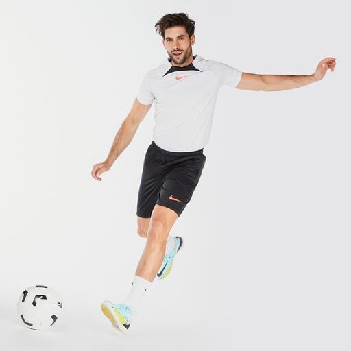  Nike Academy Mat