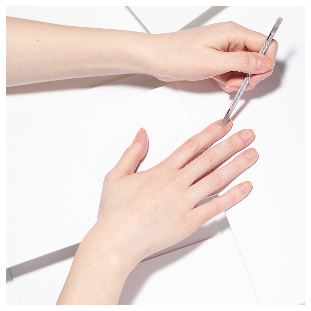 Tweezerman Cuticle Pushy