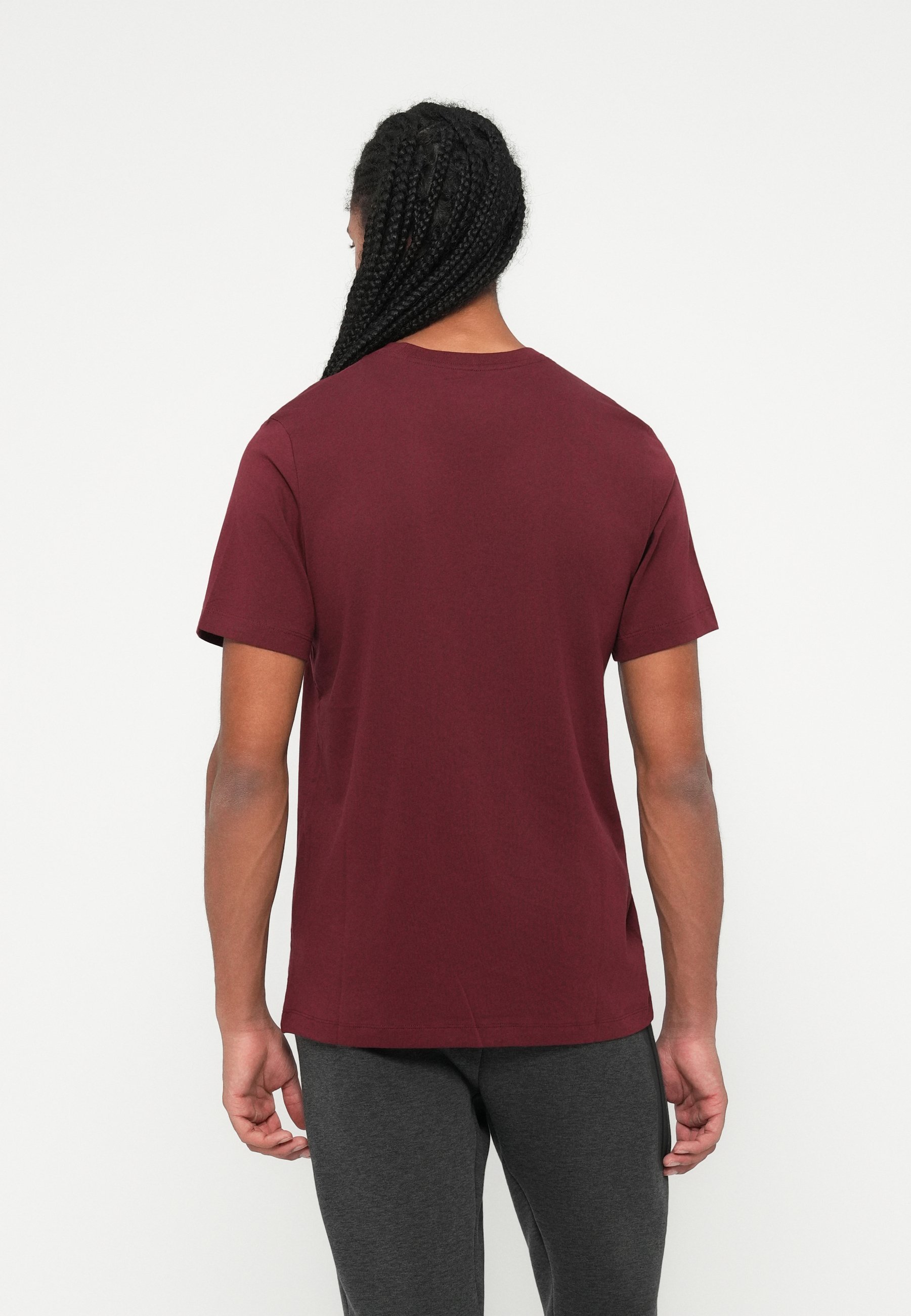 Nike Sportswear Basic T-shirts