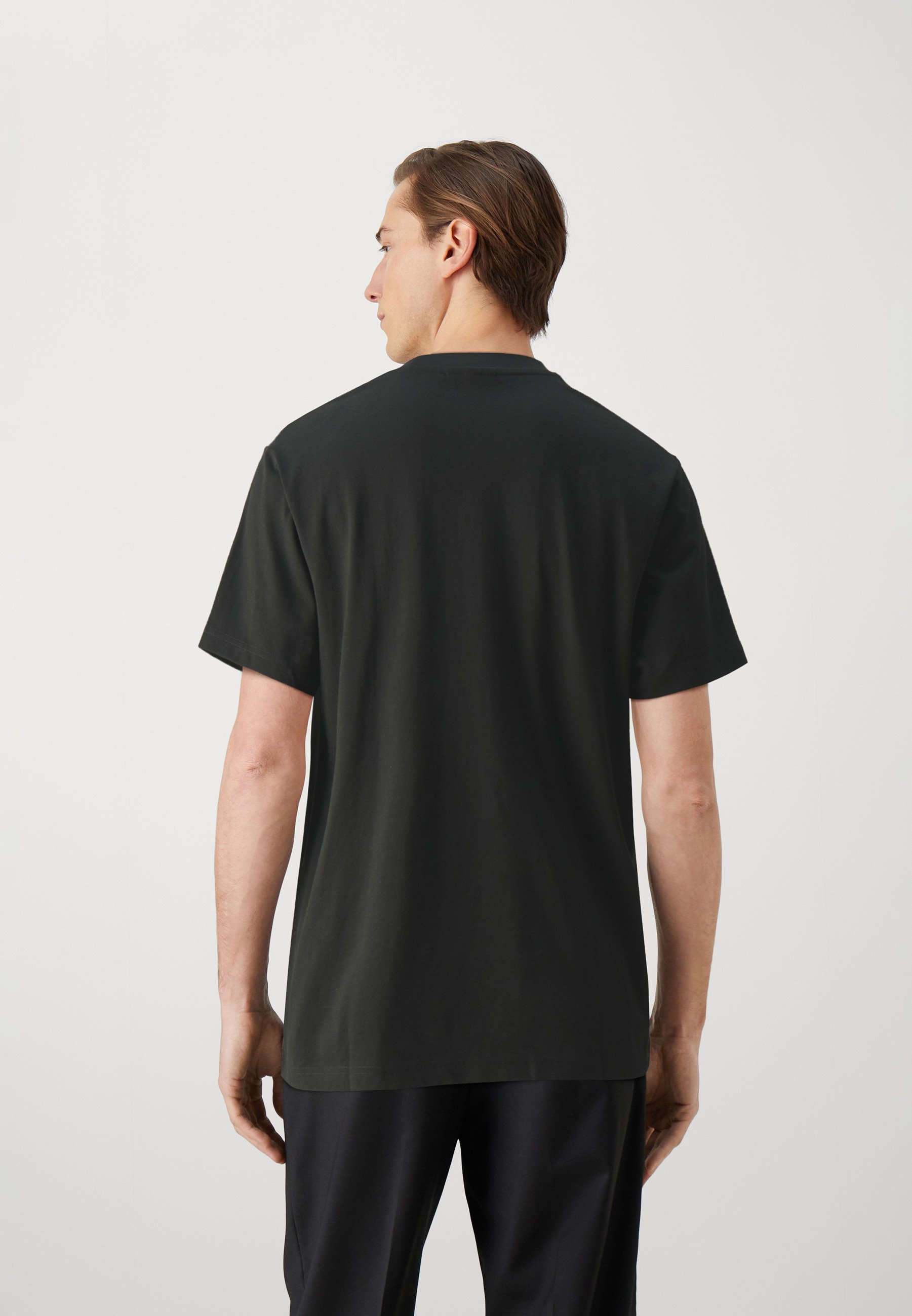 Lacoste Basic T-shirt - zwart