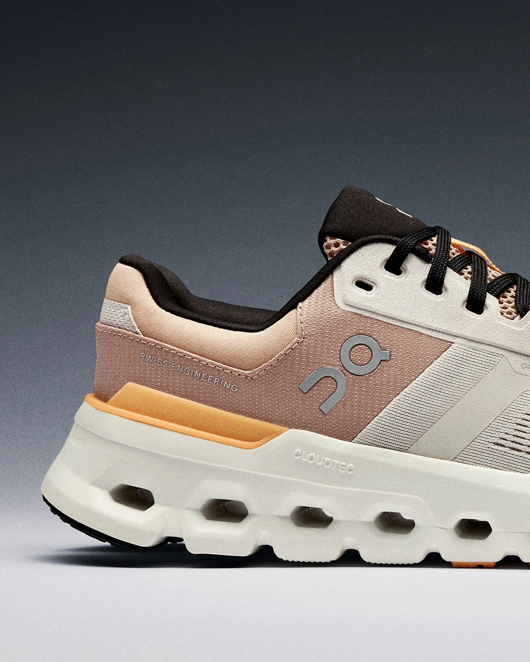 On Zapatillas Cloudrunner 2 para mujer, color blanco y verde.