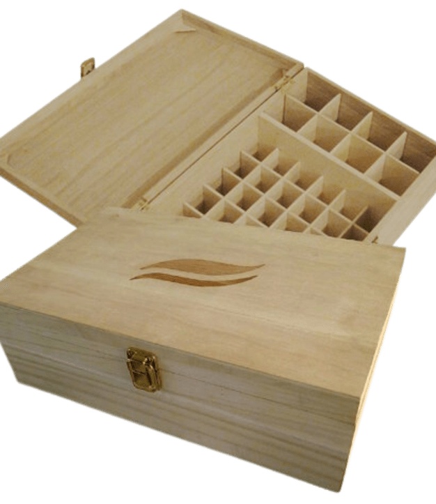 Caixa de madeira Maxi para armazenar 50 frascos de óleos essenciais.