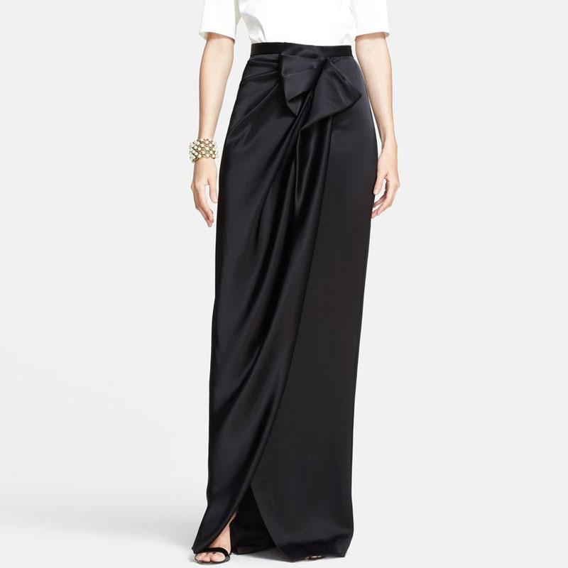 Jupe longue noire au design unique, ornée d'un nœud chic, style hippie urbain, fermeture éclair invisible. Jupe maxi sur mesure pour femme.