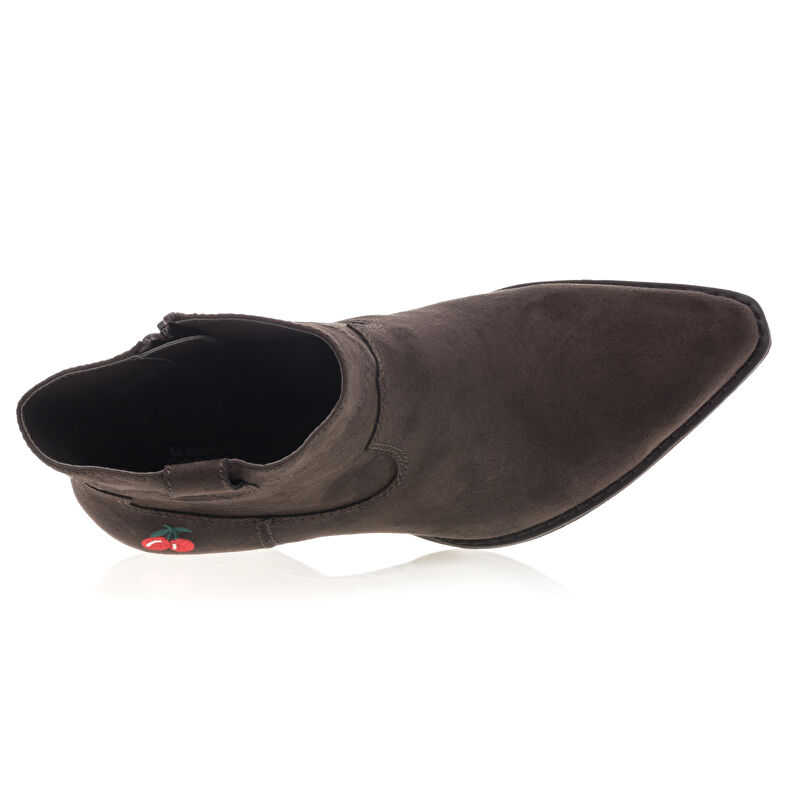 Braune Damenstiefel / Stiefeletten