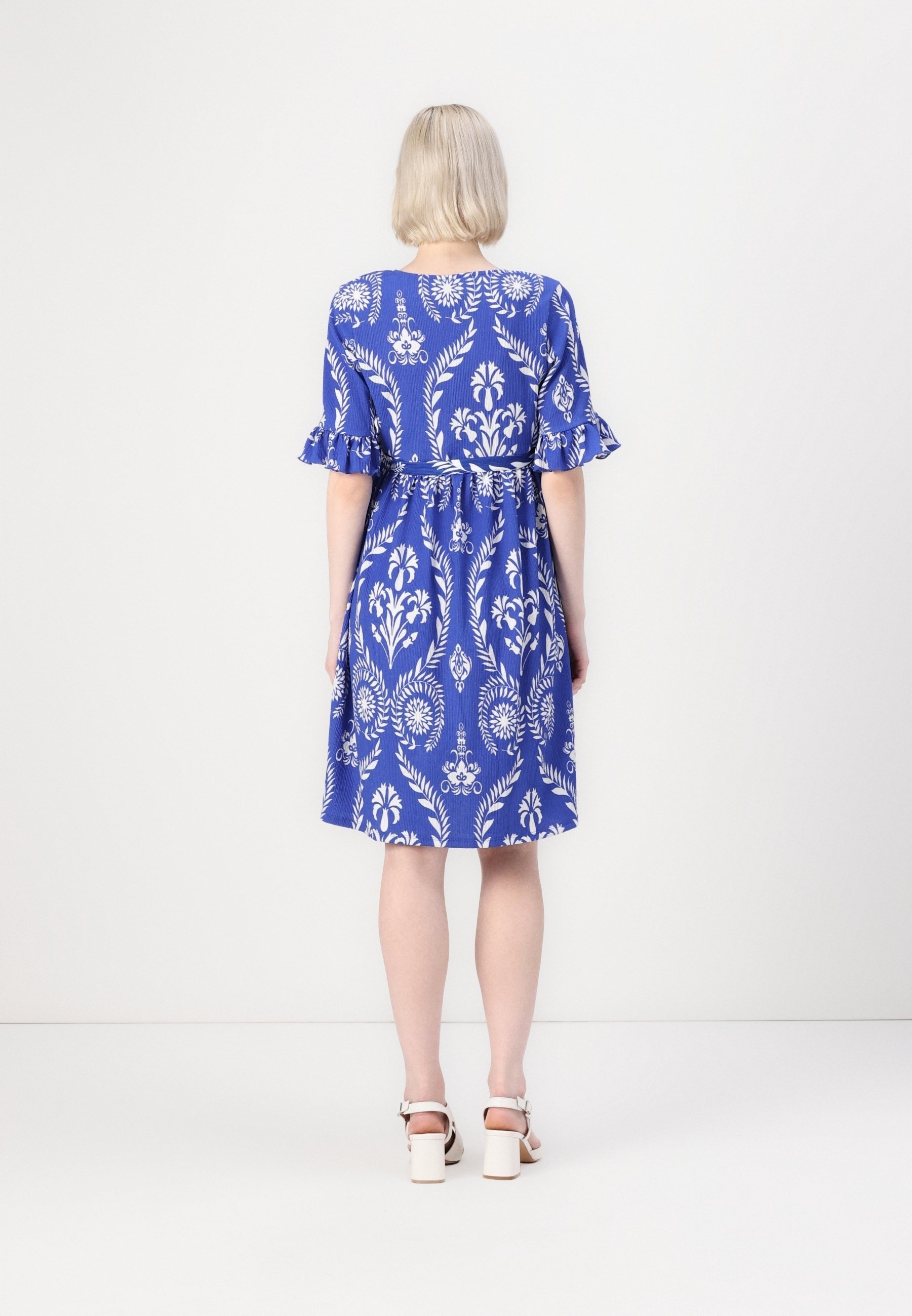 Robe Vero Moda pour la journée de maternité - bleue