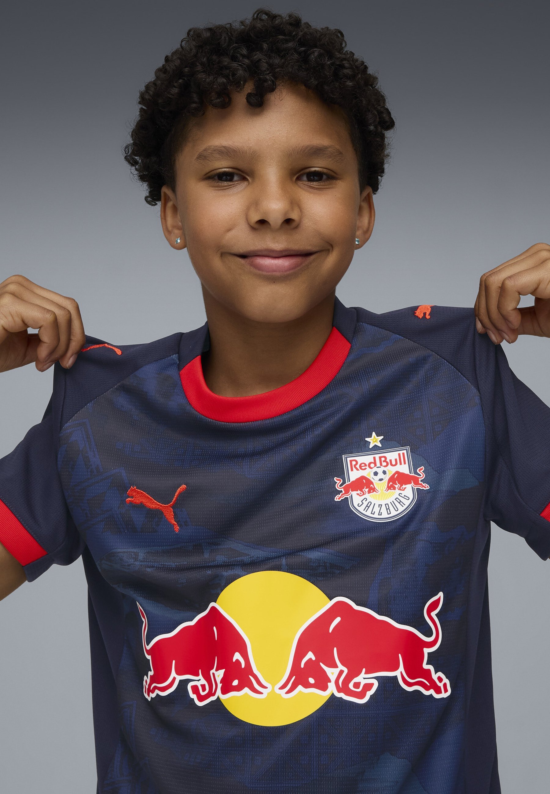 Puma FC RED BULL SALZBURG 25/26 - Clubkleding - nieuw marineblauw rood