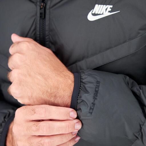  Nike Puffer