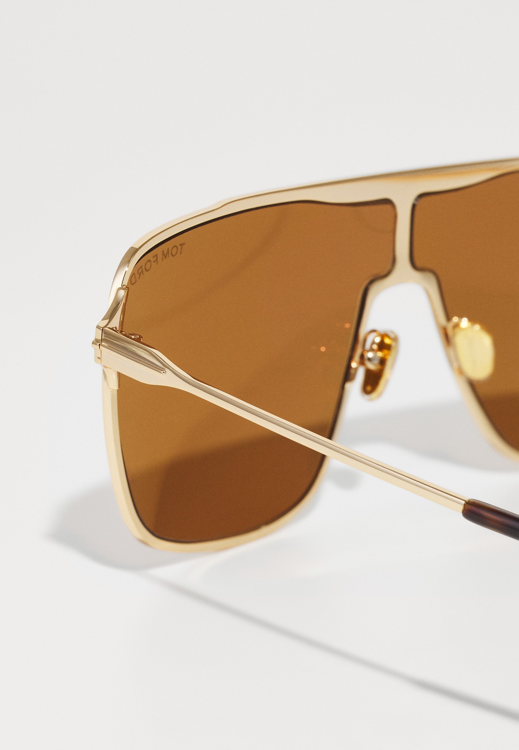 Occhiali da sole Tom Ford ZAPPA - color oro intenso lucido/marrone