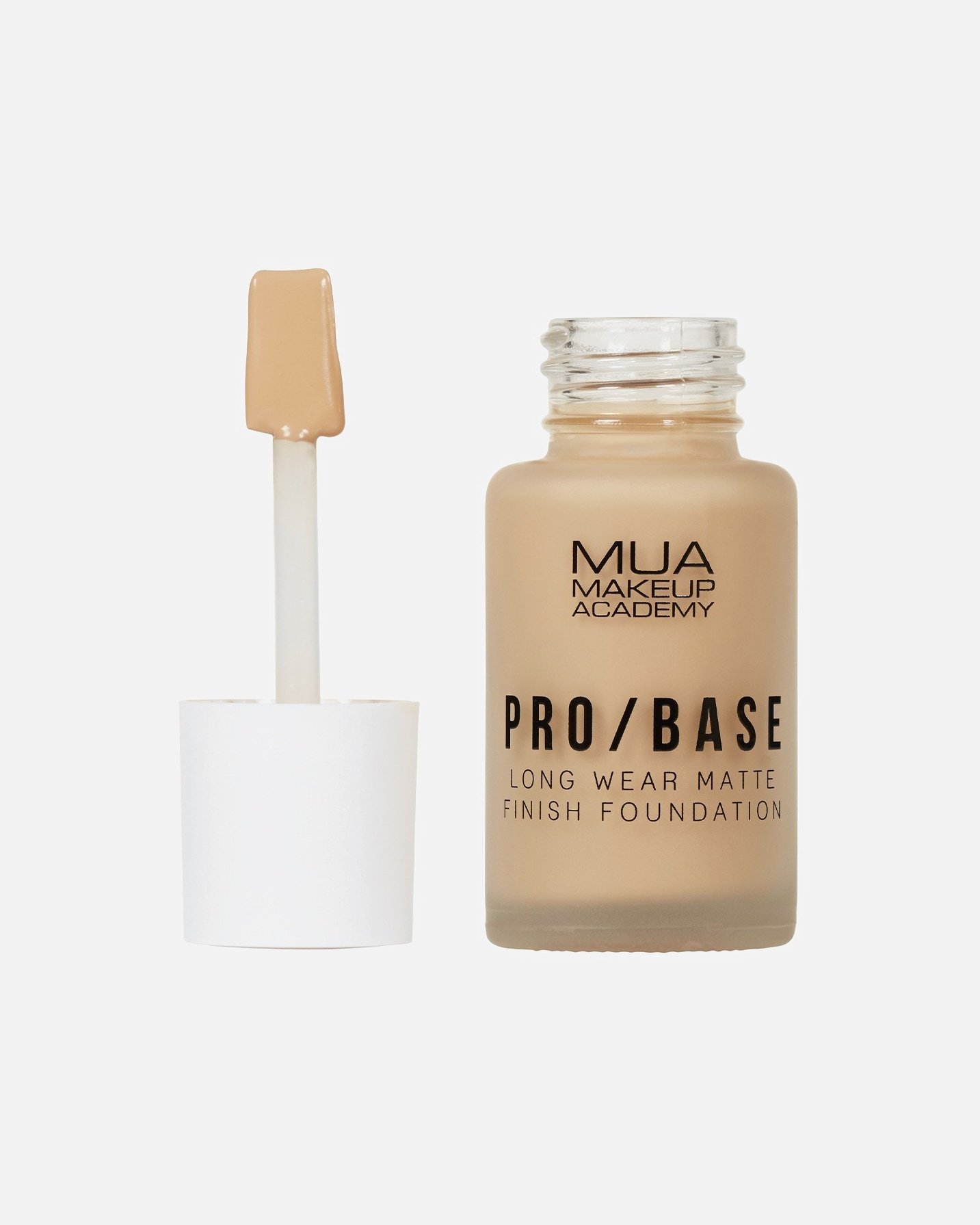 MUA Makeup Academy Foundation PRO / BASE dugotrajni, mat finiš – 30 ml