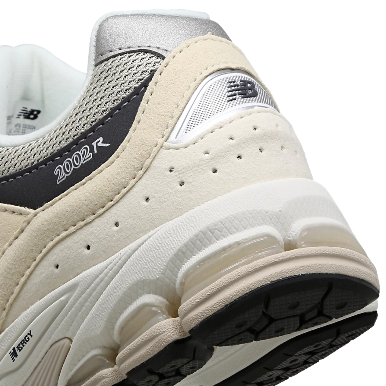 Ny Balance 2002R