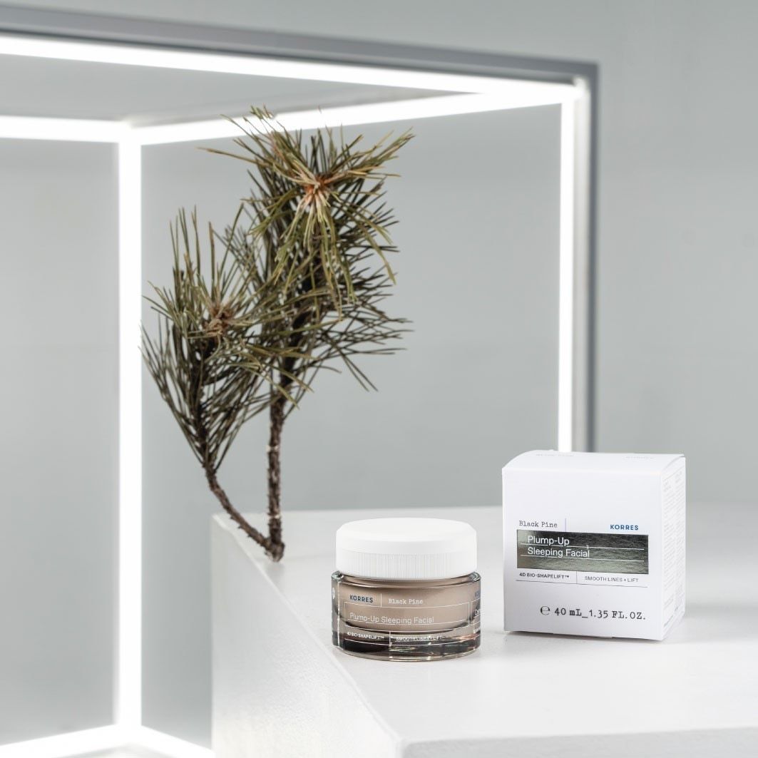 KORRES Anti-Aging-Pflege BLACK PINE 4D Pump-Up tretman za lice za spavanje - 40 ml