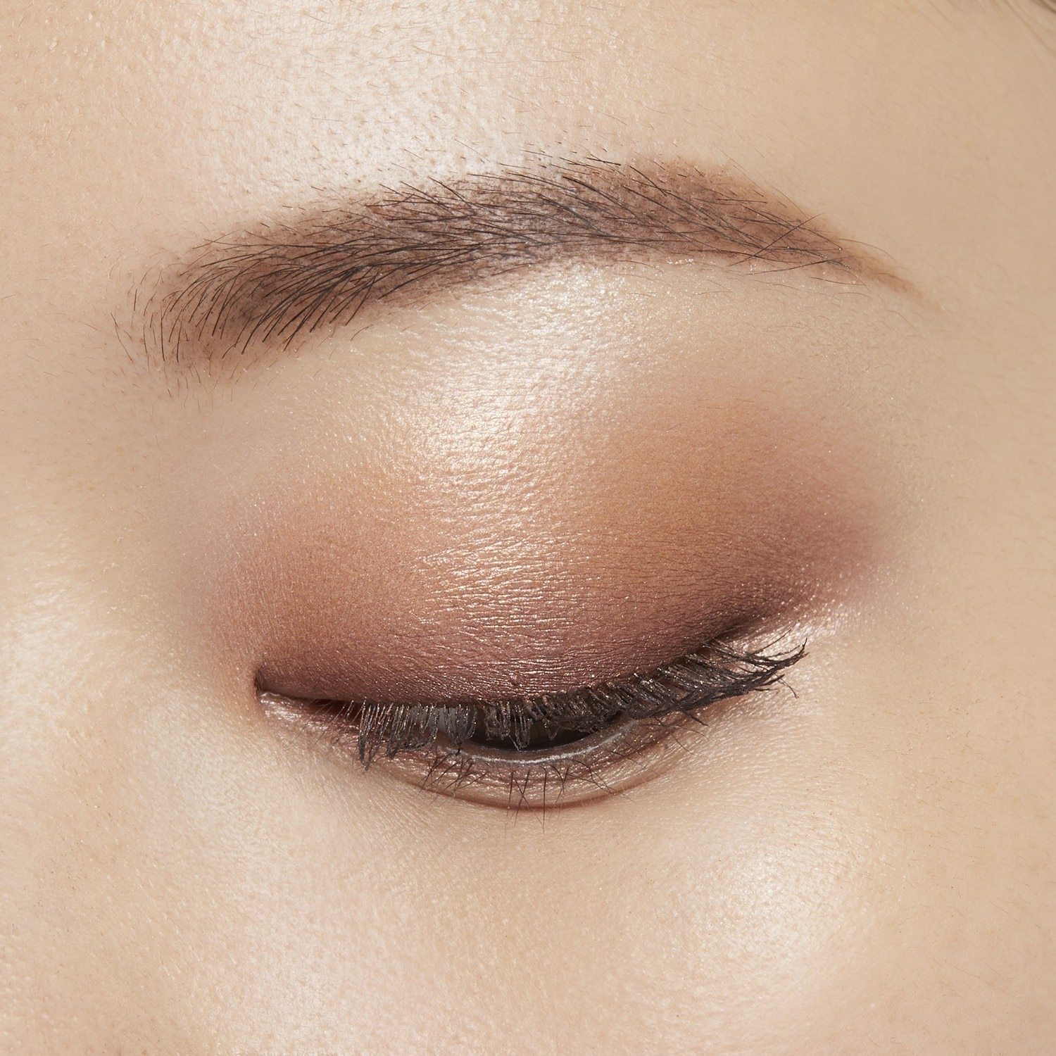 Цле де Пеау Беауте Лидсцхаттен Аугенфарбе Куад (Нацхфуллпацкунг) – 5,5 г