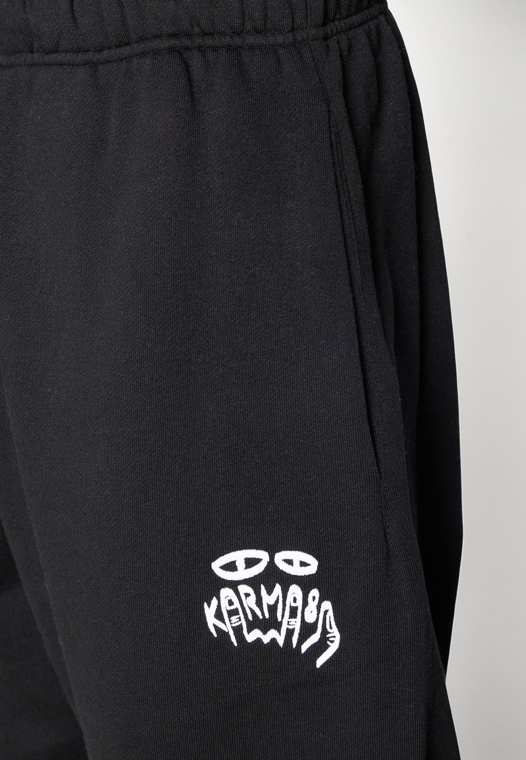 Karma8a DE ECHTE SWEATPANTS - Trainingsbroek - zwart