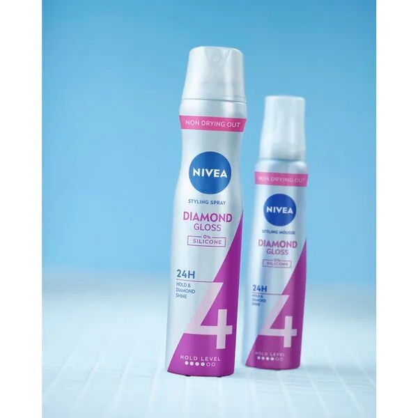 NIVEA Diamond Gloss Care Hold 4 Stylingový lak na vlasy 250 ml