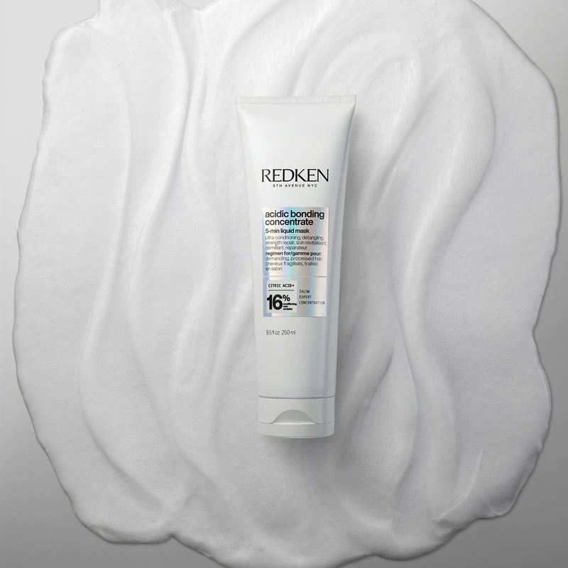 Redken Acidic Bonding Concentrate regeneracijska maska za lase