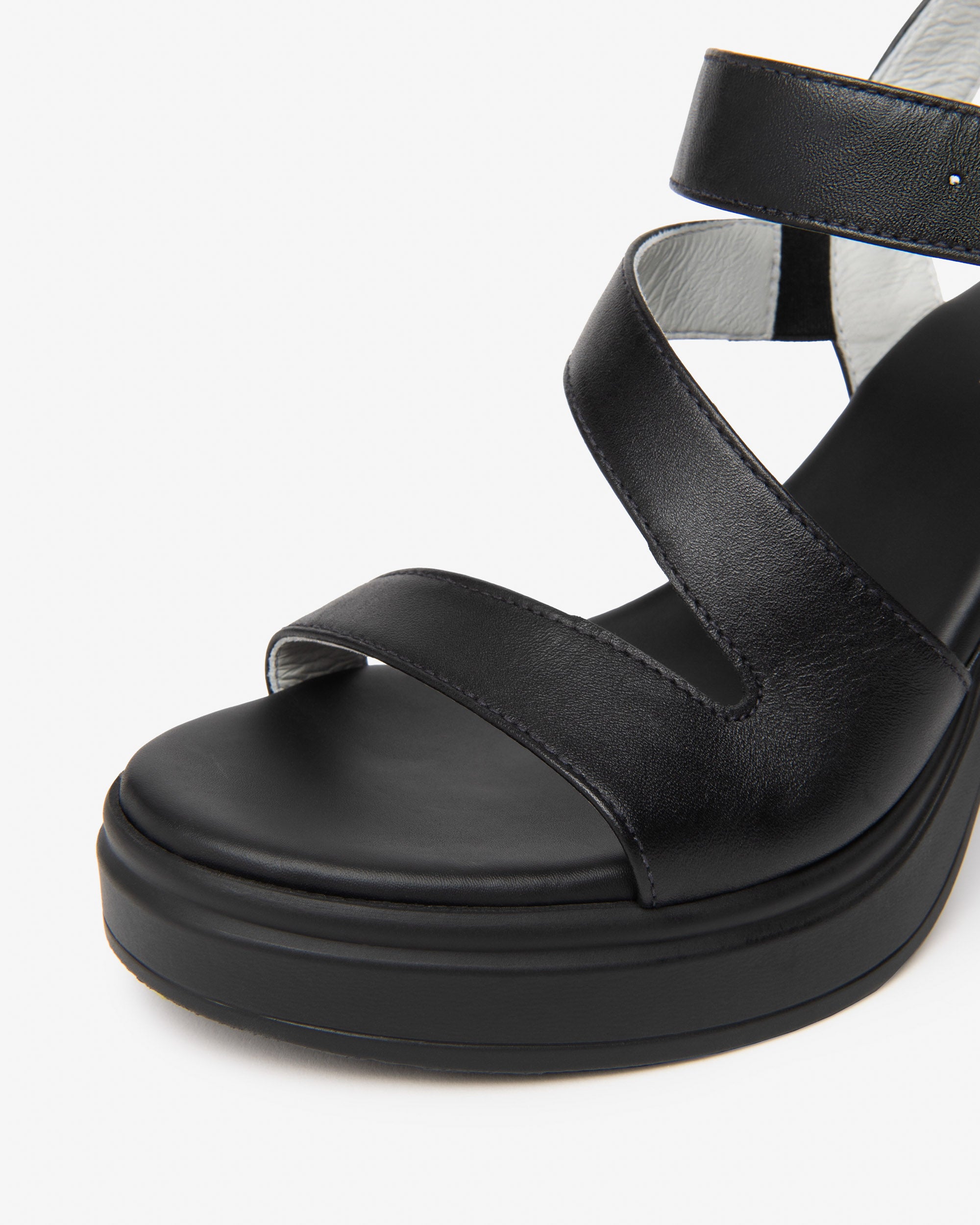  Damen-Ledersandalen