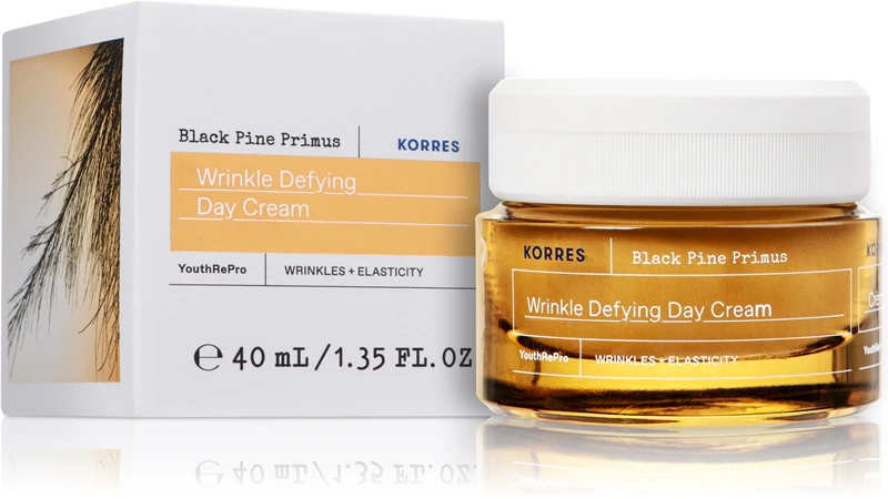 „Korres Black Pine Primus“ drėkinamasis dienos kremas nuo senėjimo