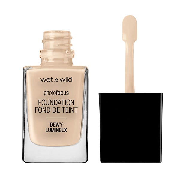 Foundation Photo Focus Dewy