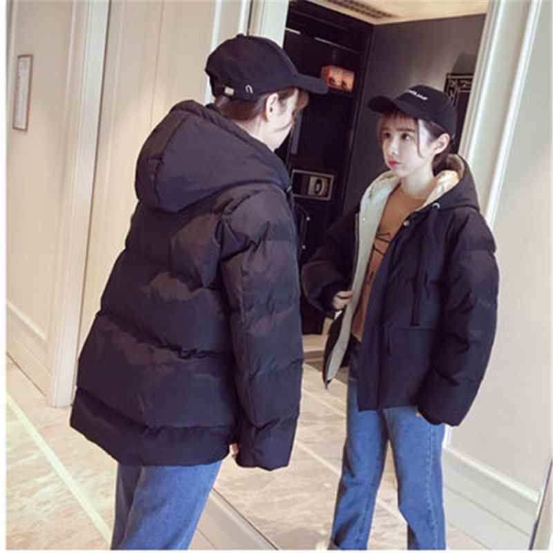 Cappotto invernale da donna 2021: giacca alla moda, corta, imbottita in cotone, calda e a tinta unita; parka con cappuccio, capospalla casual