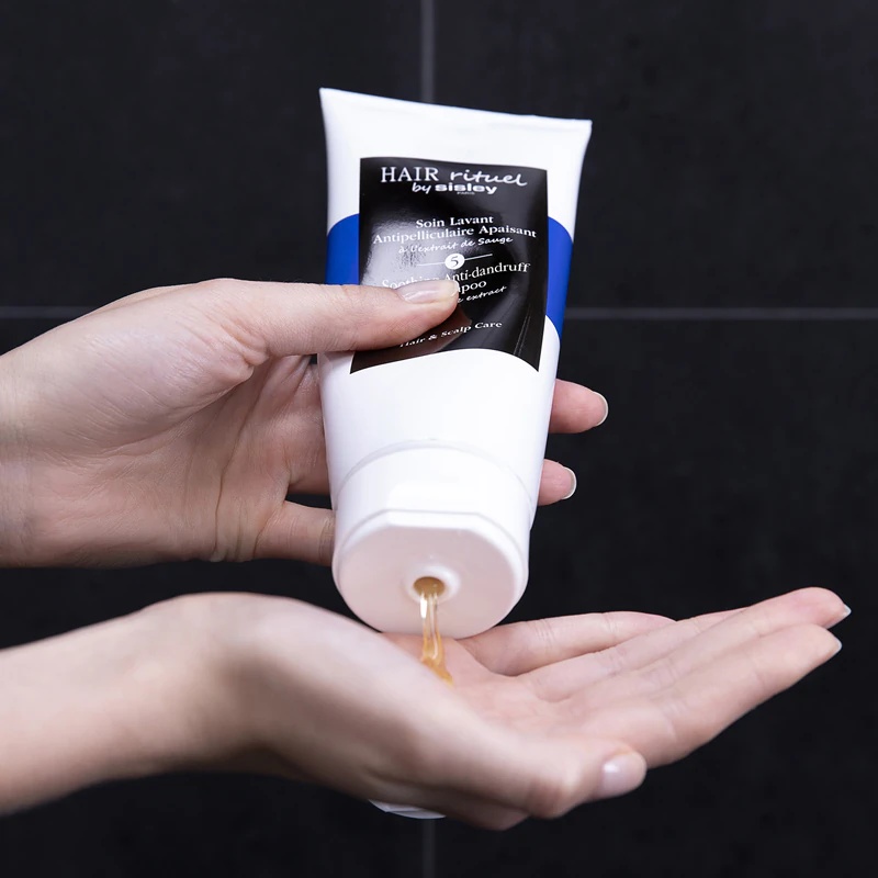 Hair Rituel by Sisley Умирујући шампон против перути