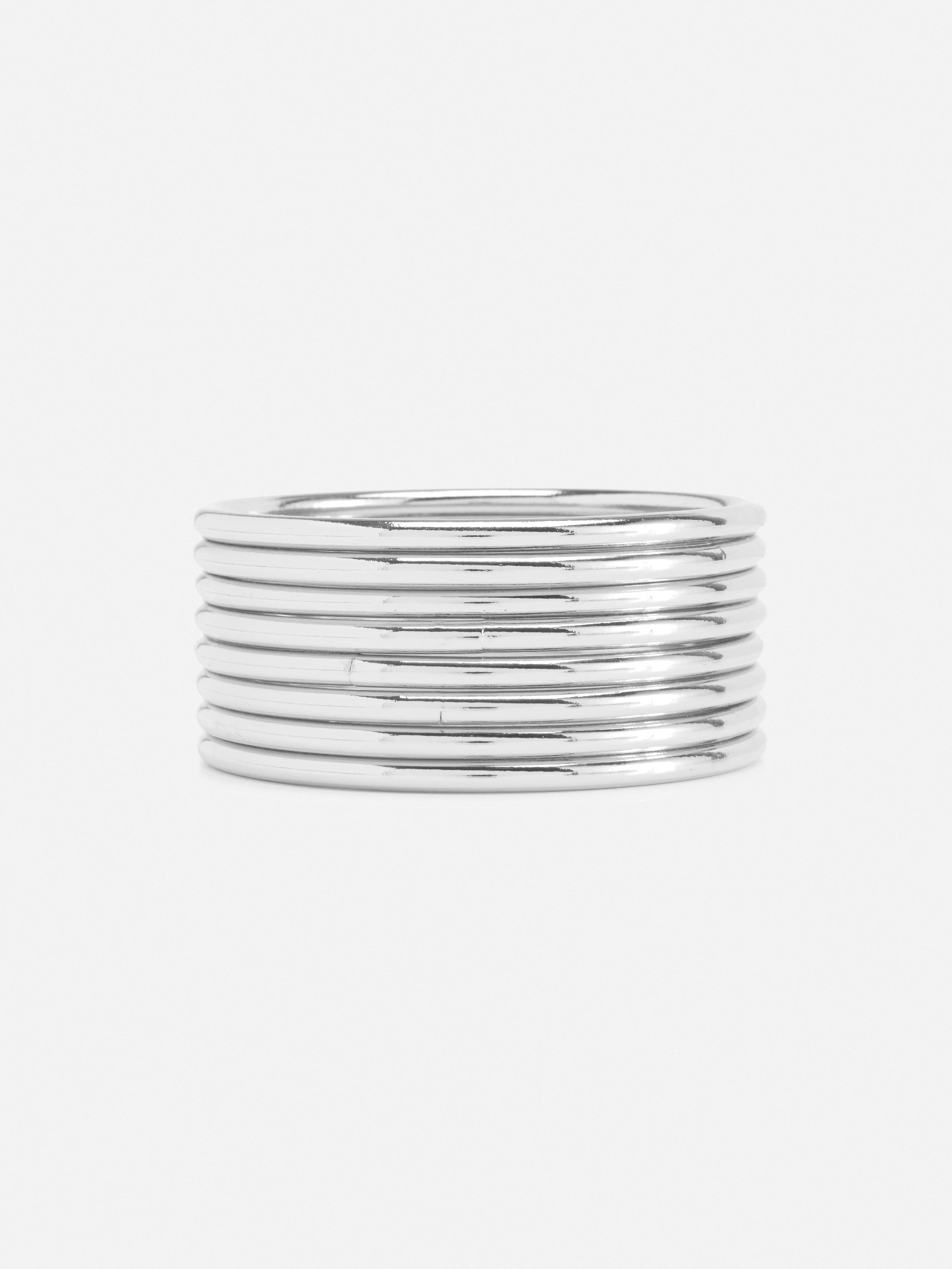 I bracciali in metallo, set da 8 pezzi, sono tornati! Accoglili con questo set metallico da otto pezzi.