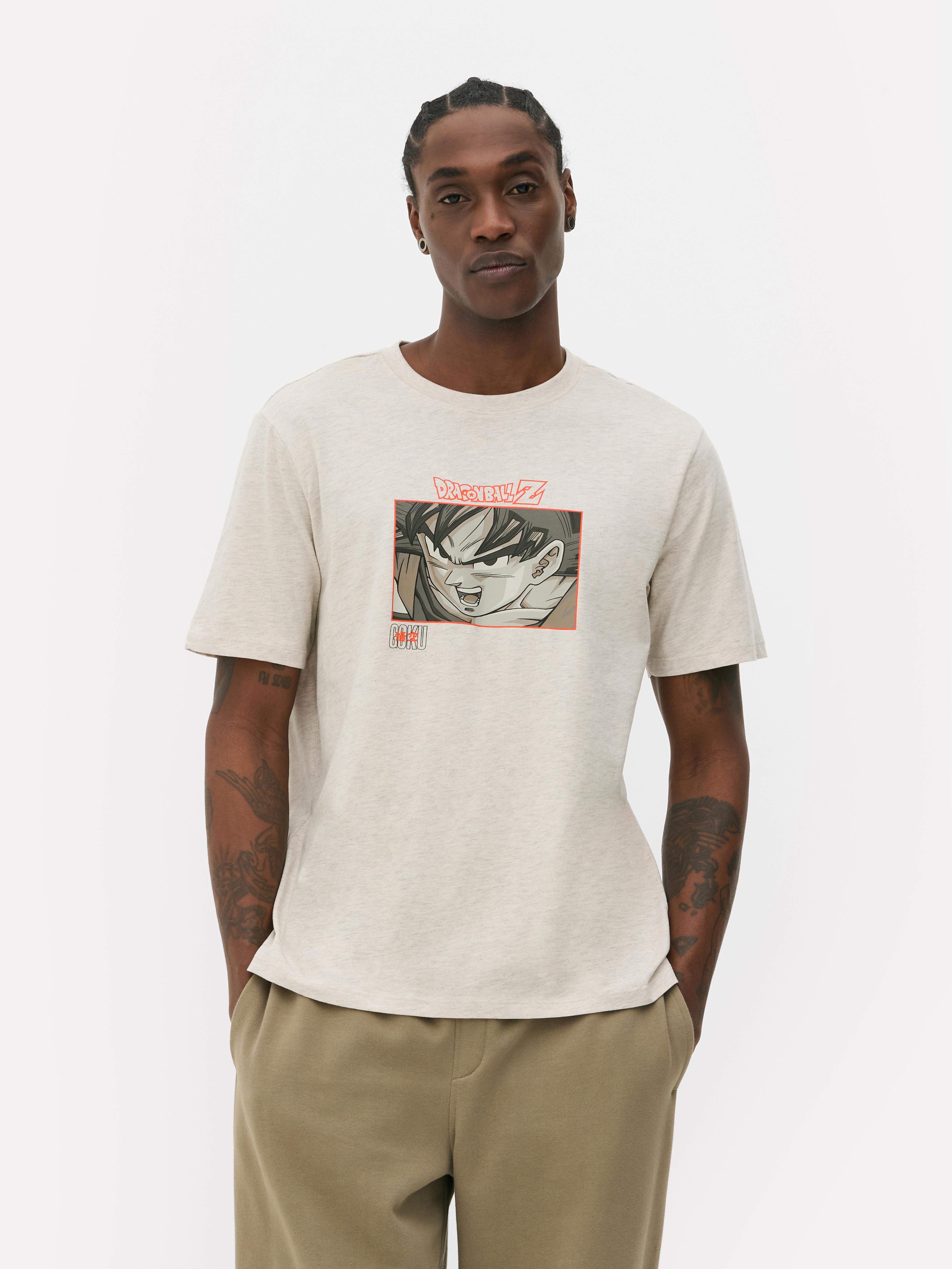 Tricou cu imprimeu Goku din Dragon Ball Z. Un tricou cu mânecă scurtă, cu o croială clasică și imprimeu Goku din Dragon Ball Z.