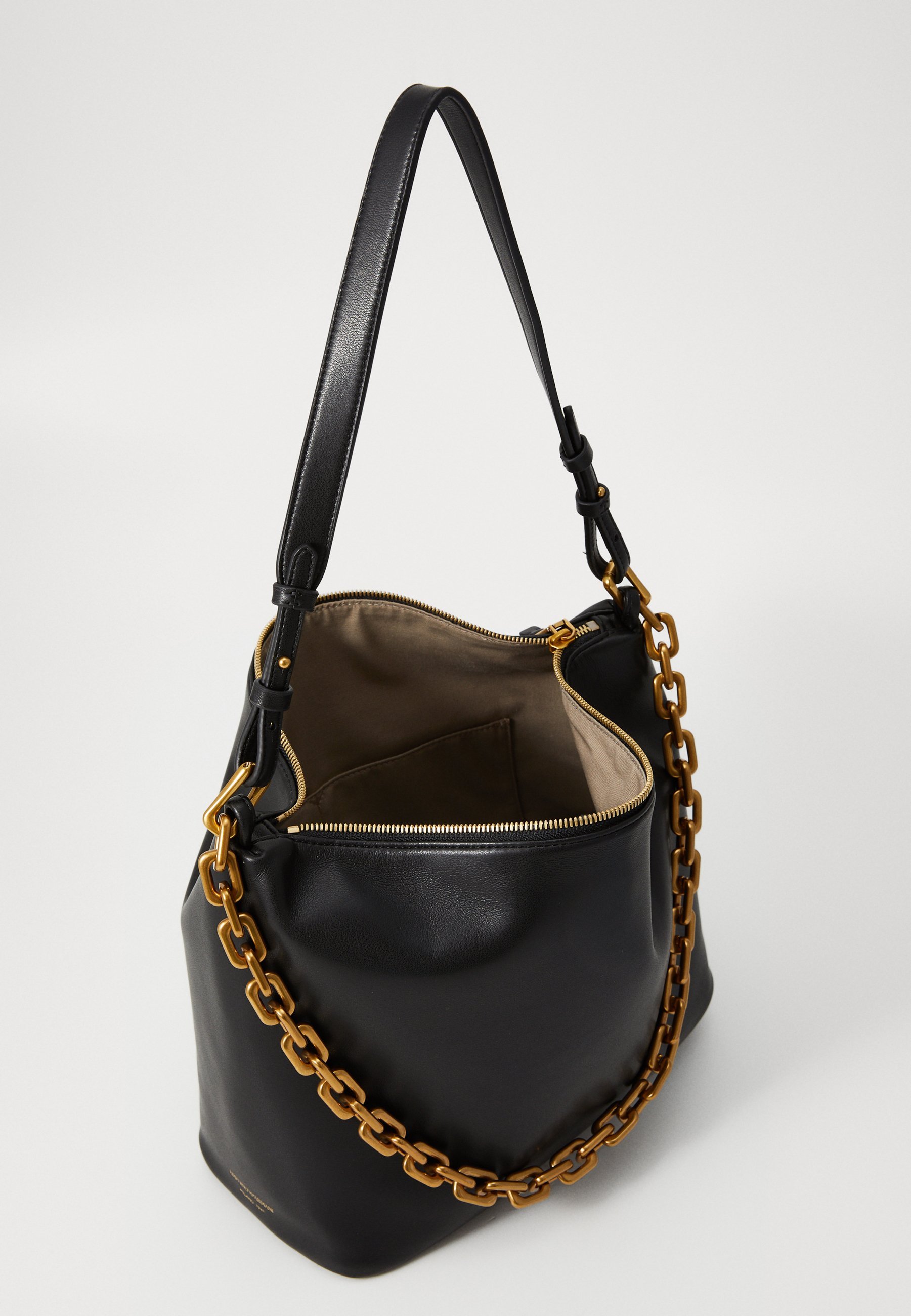 Sac bandoulière Emporio Armani - Sac à main - noir