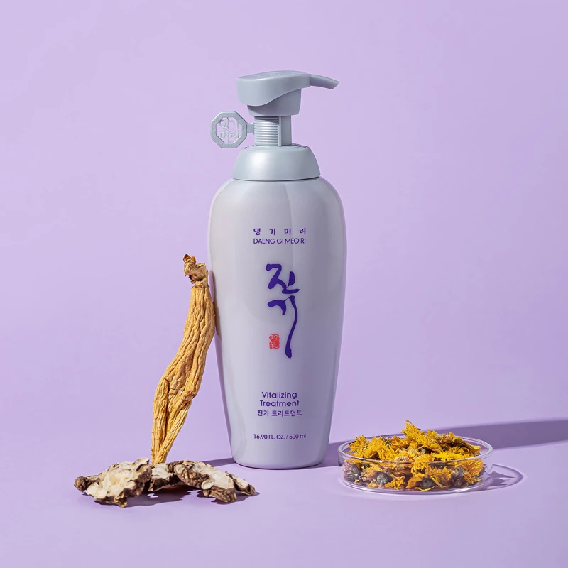 DAENG GI MEO RI Jin Gi Vitalizing Treatment – atgaivinantis kondicionierius, suteikiantis maitinimą ir blizgesį.