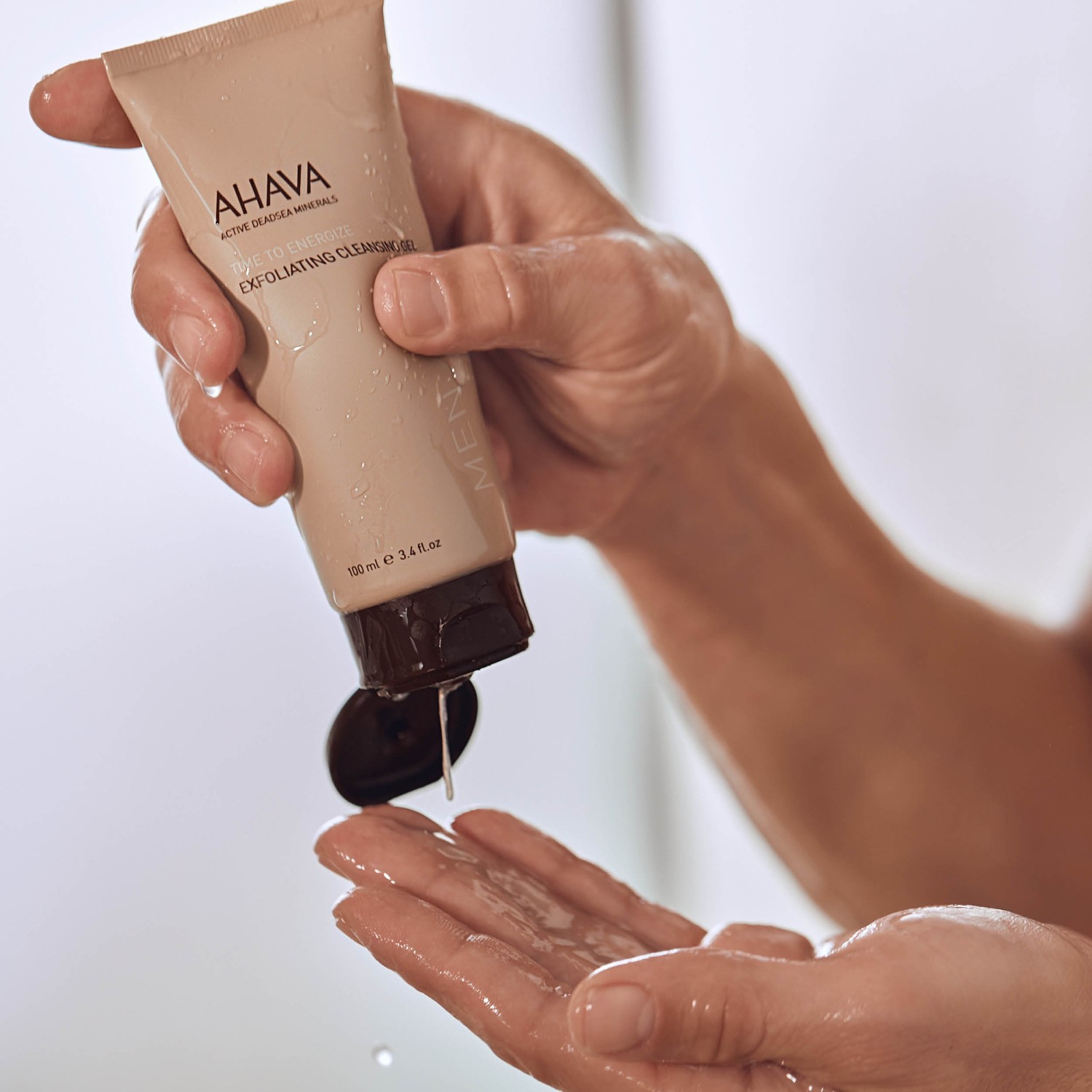 AHAVA Men Exfoliating Cleansing Gel