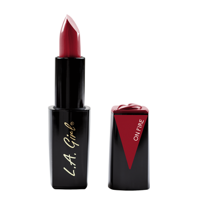 LA Girl Lip Attraction Nawilżająca szminka w kolorze nude 3,2 g