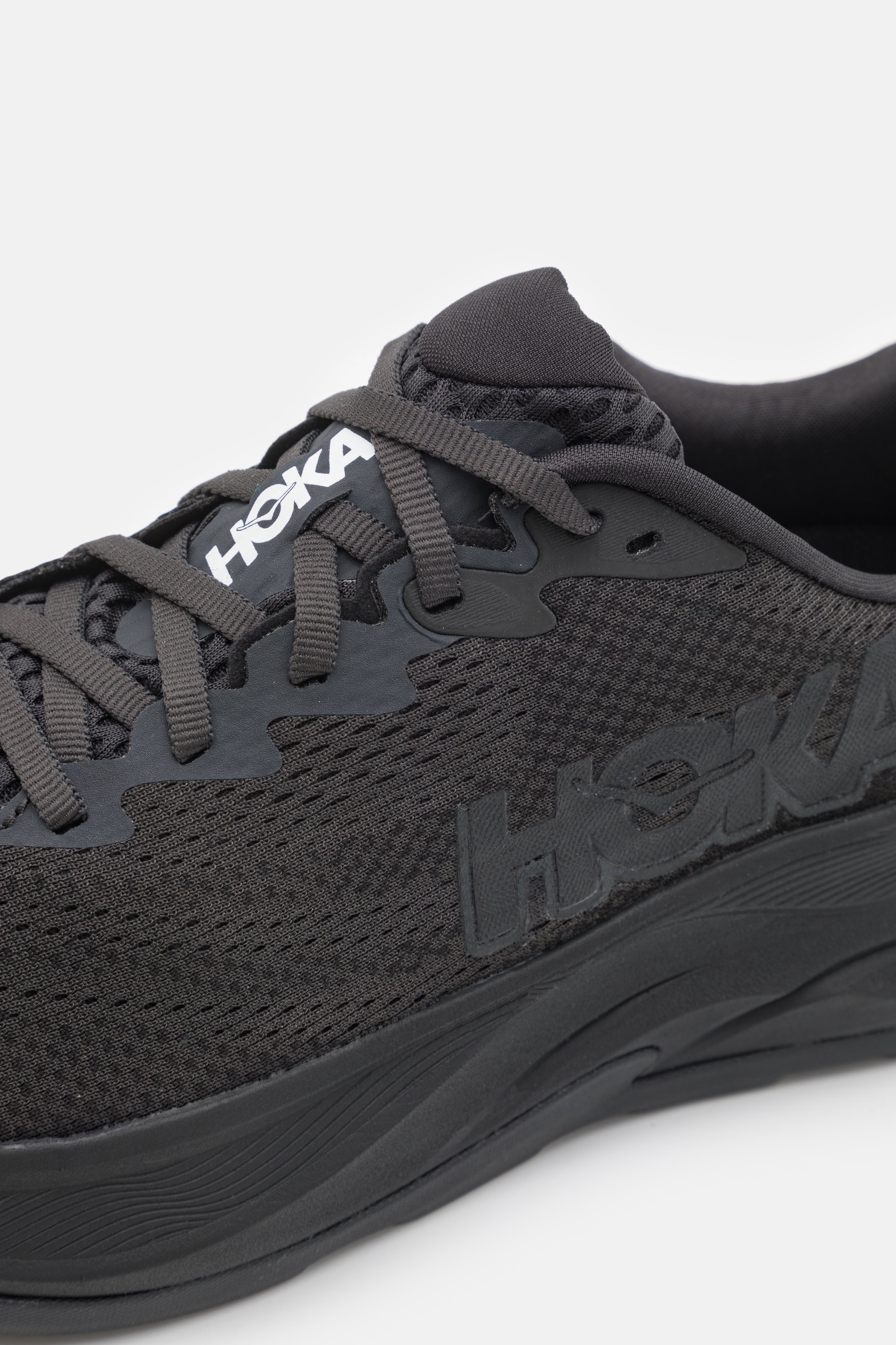HOKA RINCON 4 - Běžecké boty na silnici - black
