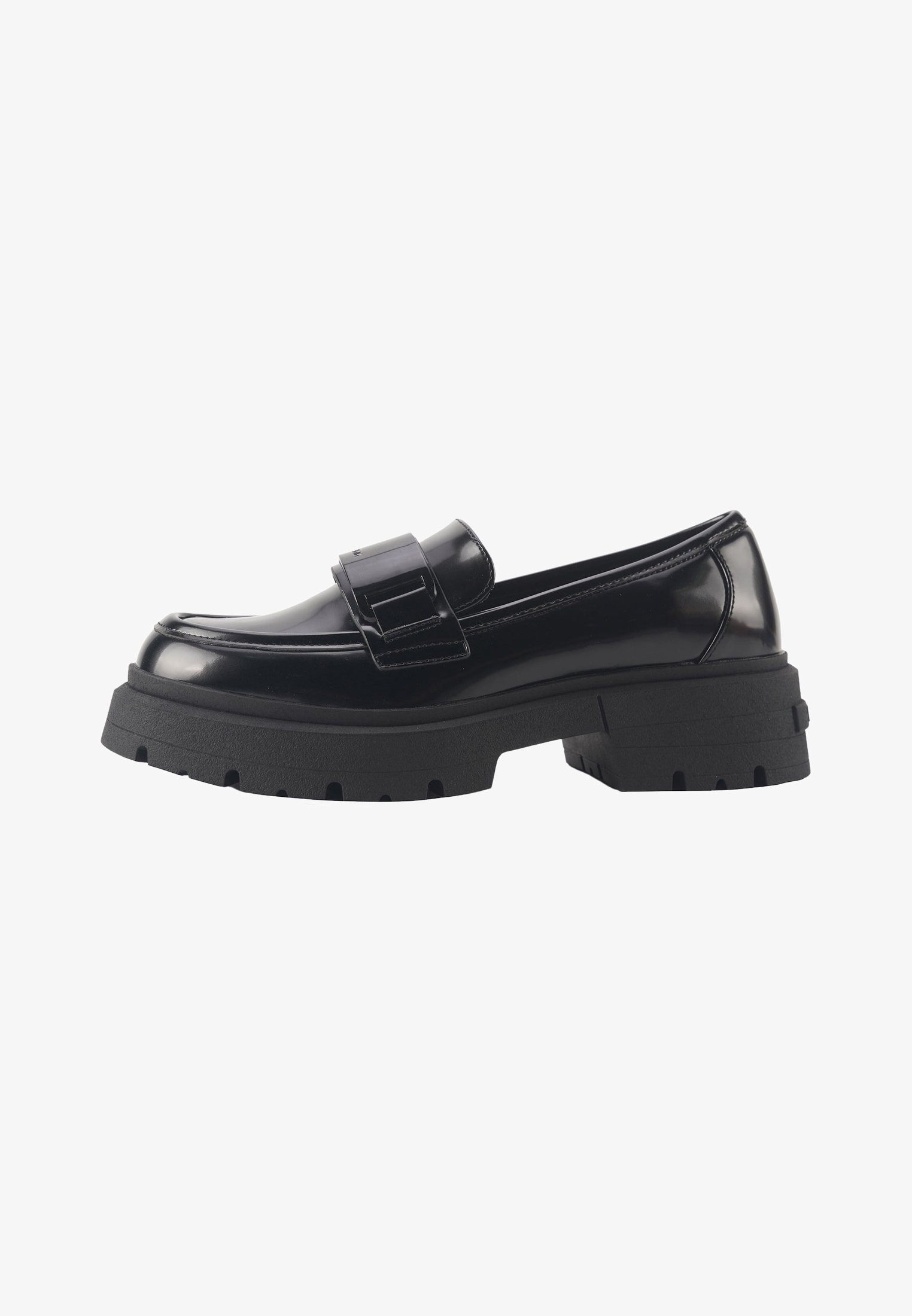 Chaussures Nine West Slip-on - noires
