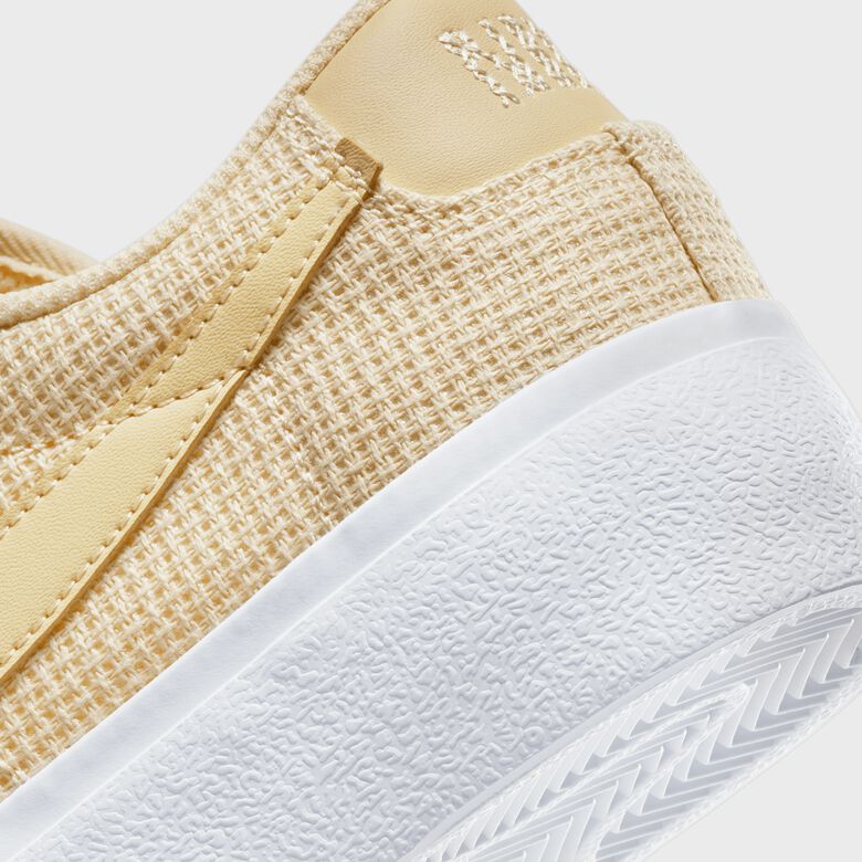 WMNS Blazer Low Platform ESS