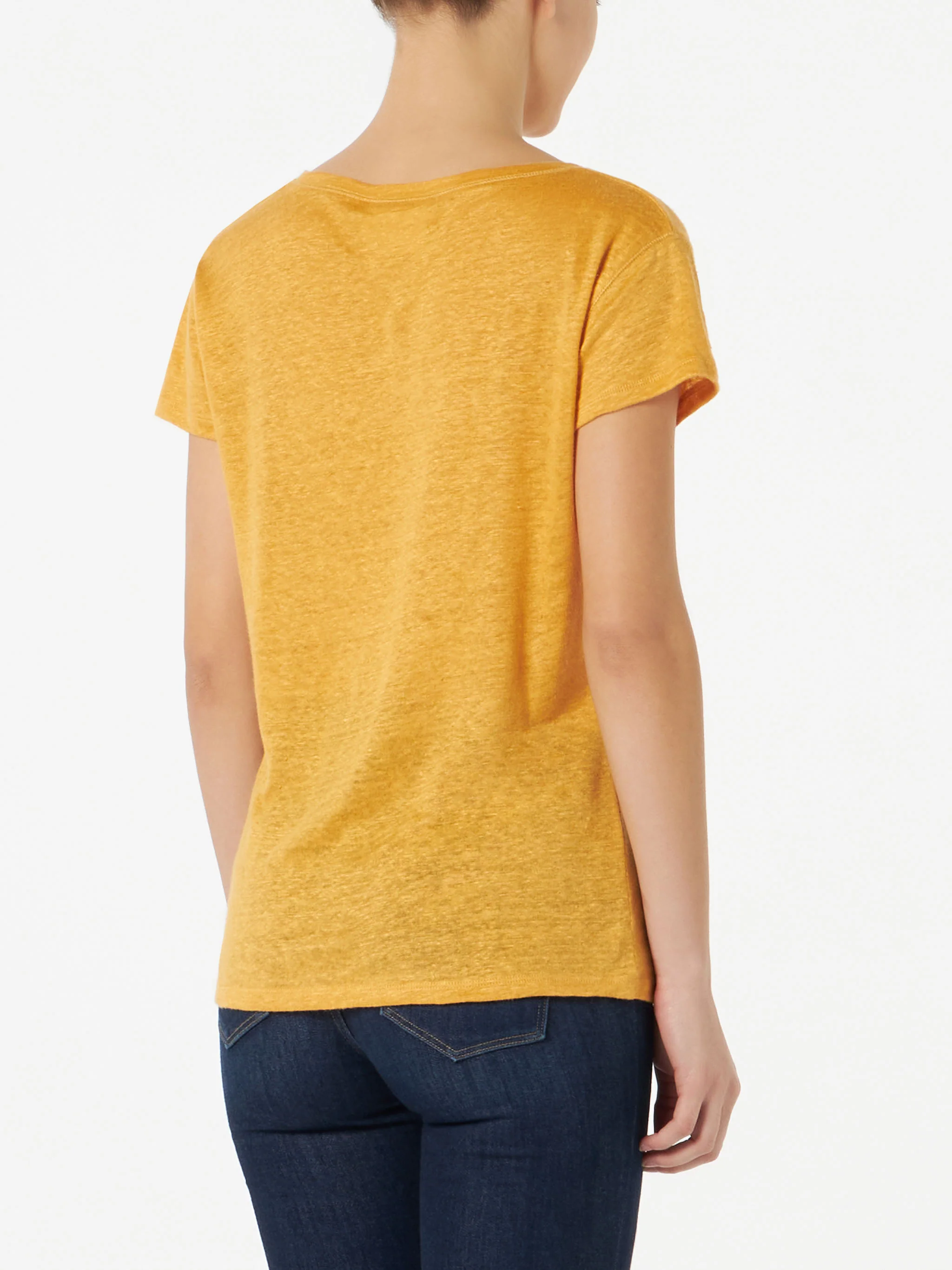 Dames T-shirt van okerkleurig linnen