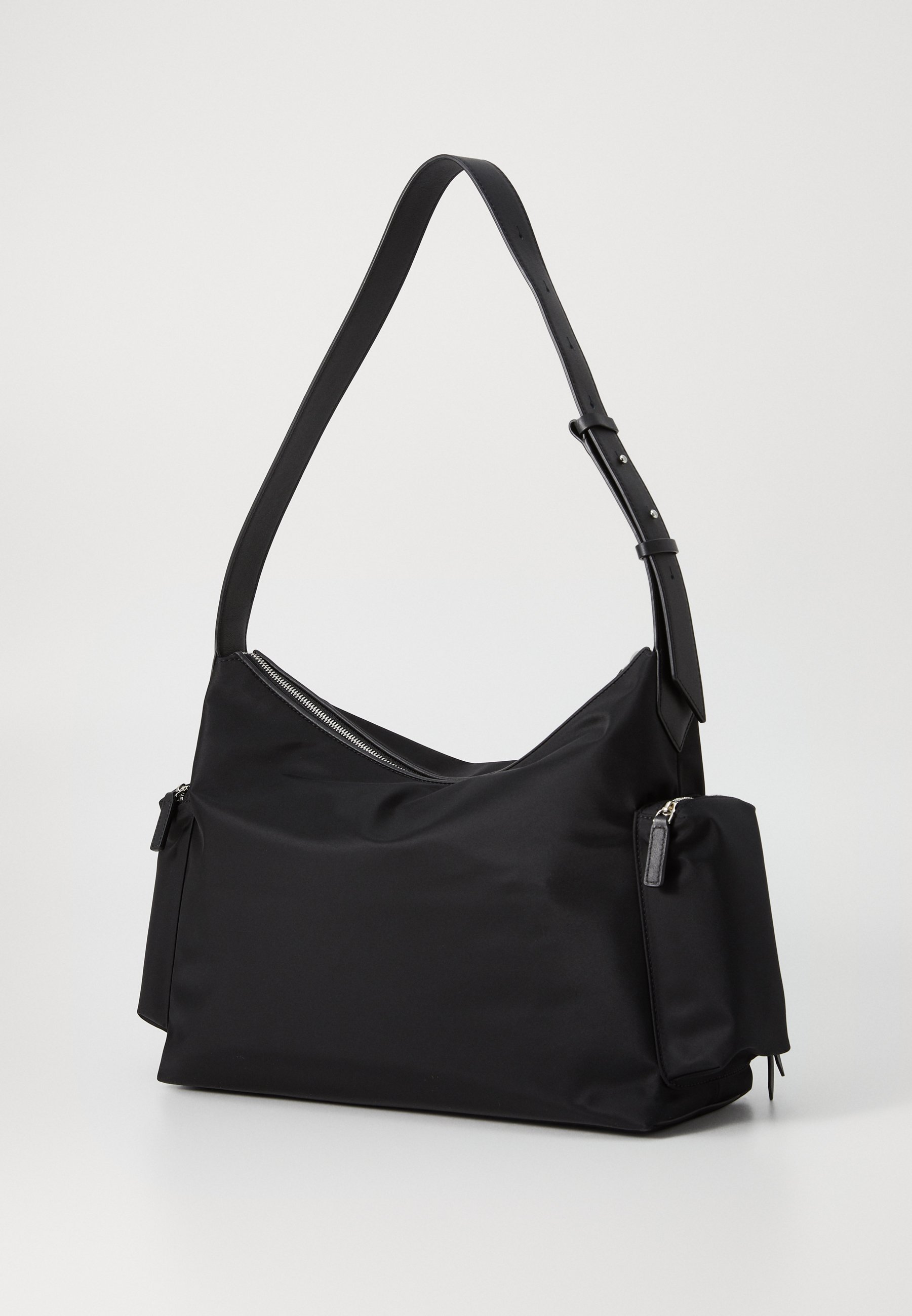 MCM Travel