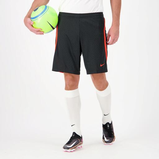  Nike Strike