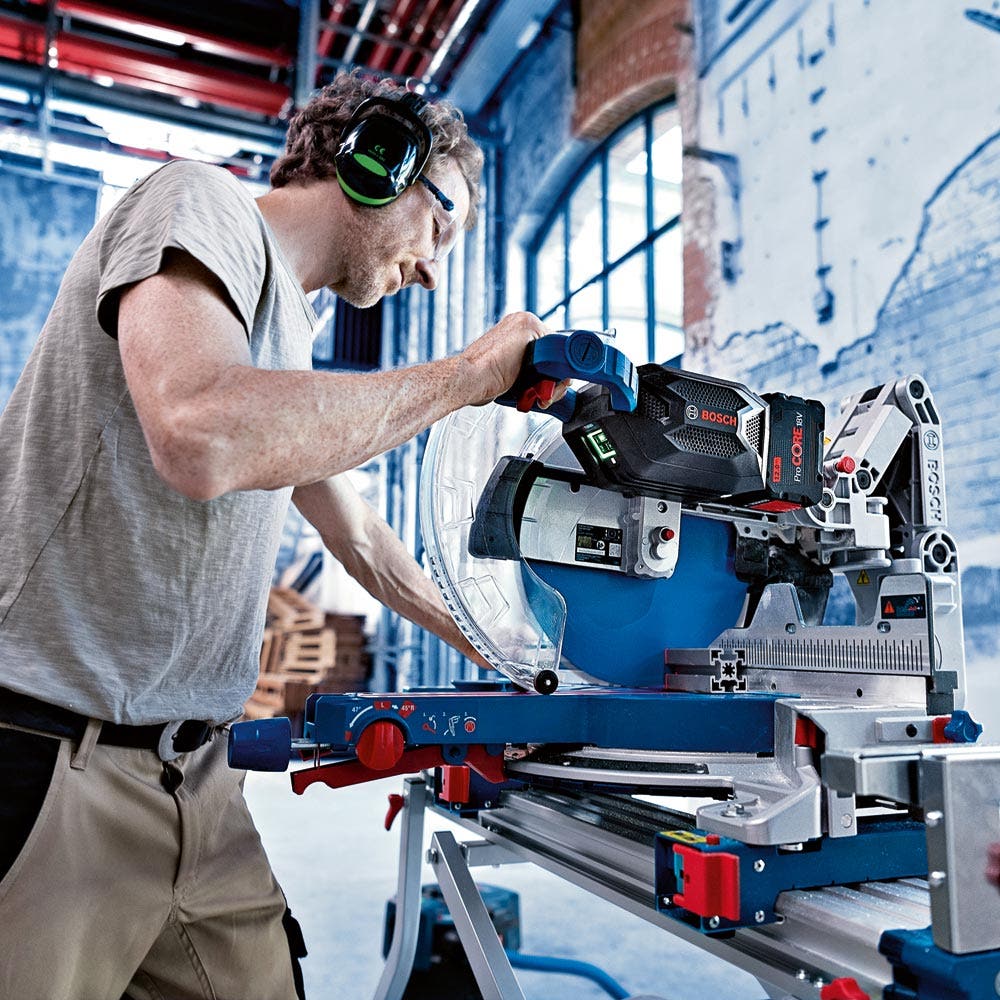BOSCH 18V BITURBO Akku-Kapp- und Gehrungssäge 305 mm, Gleit-Kapp- und Gehrungssägen-Skin - GCM 18V-305 GCD