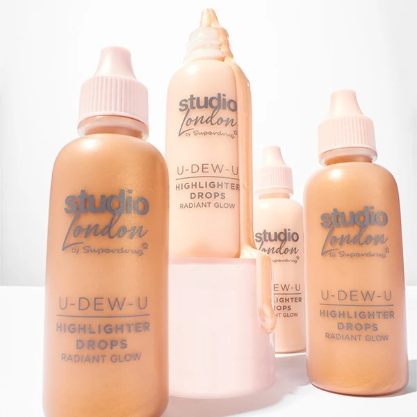 Iluminator lichid Studio London U DEW U Shine Bright