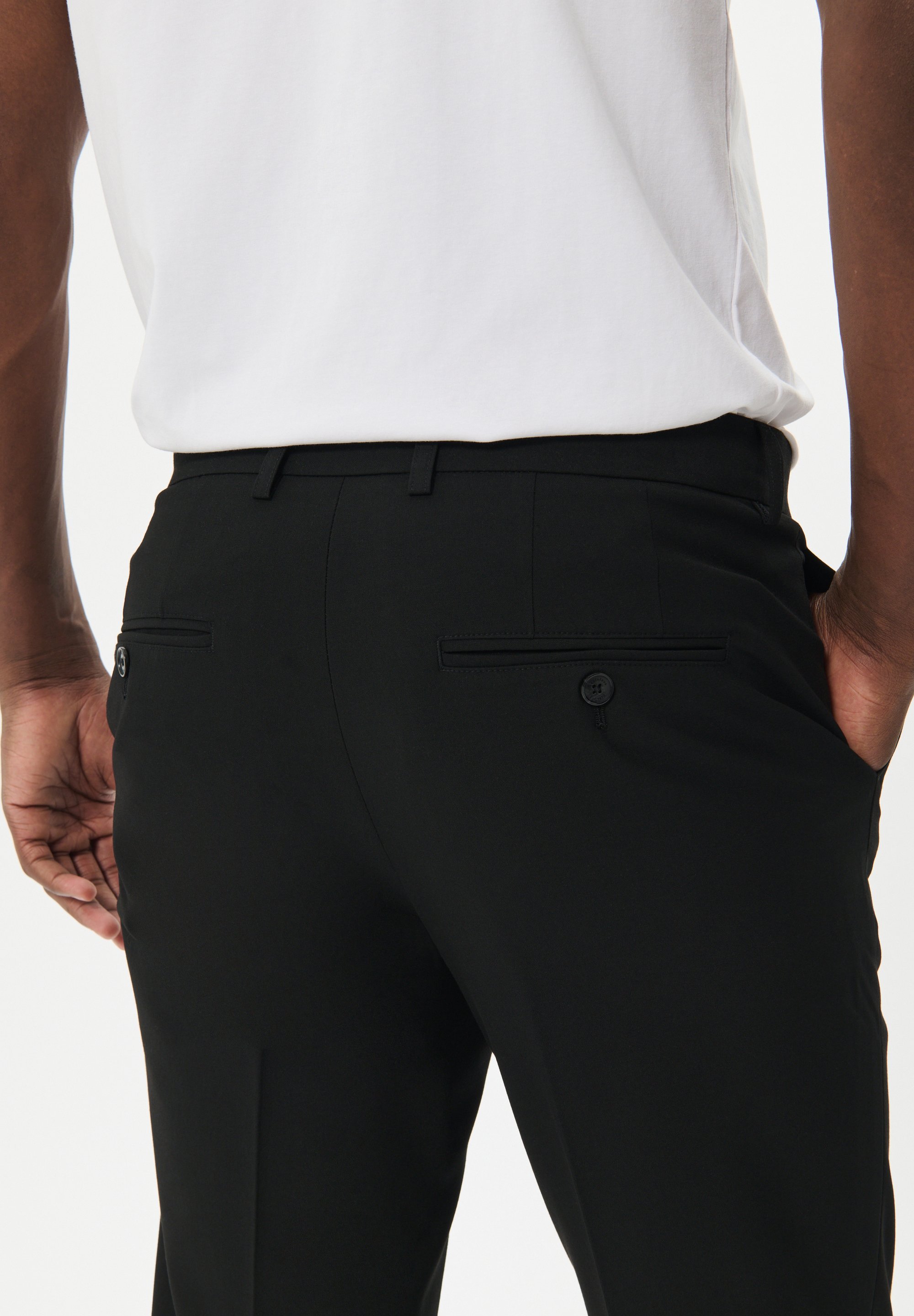Matinique LIAM SLIM FIT - Chino - nero