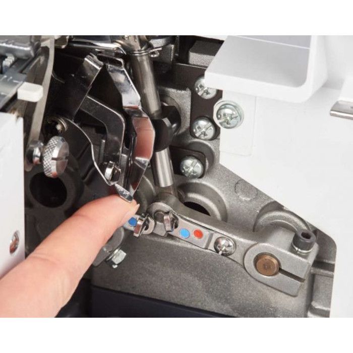 Bernette Funlock 44 overlockmachine