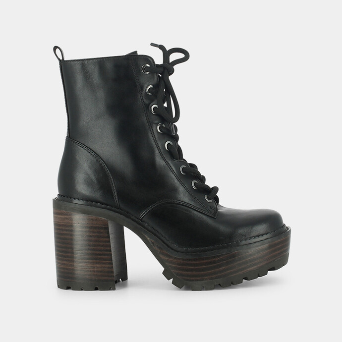 Bottines à talons et lacets  en cuir noir