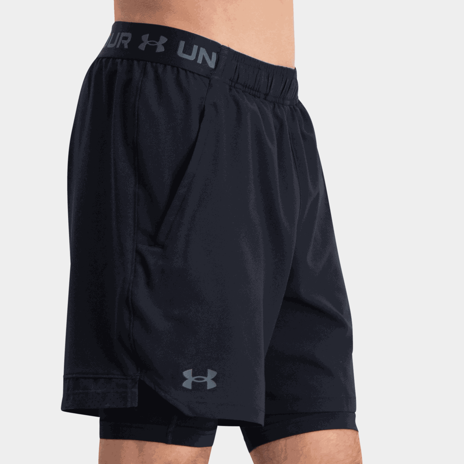  Męskie spodenki treningowe 2 w 1 Vanish Woven marki Under Armour – czarne