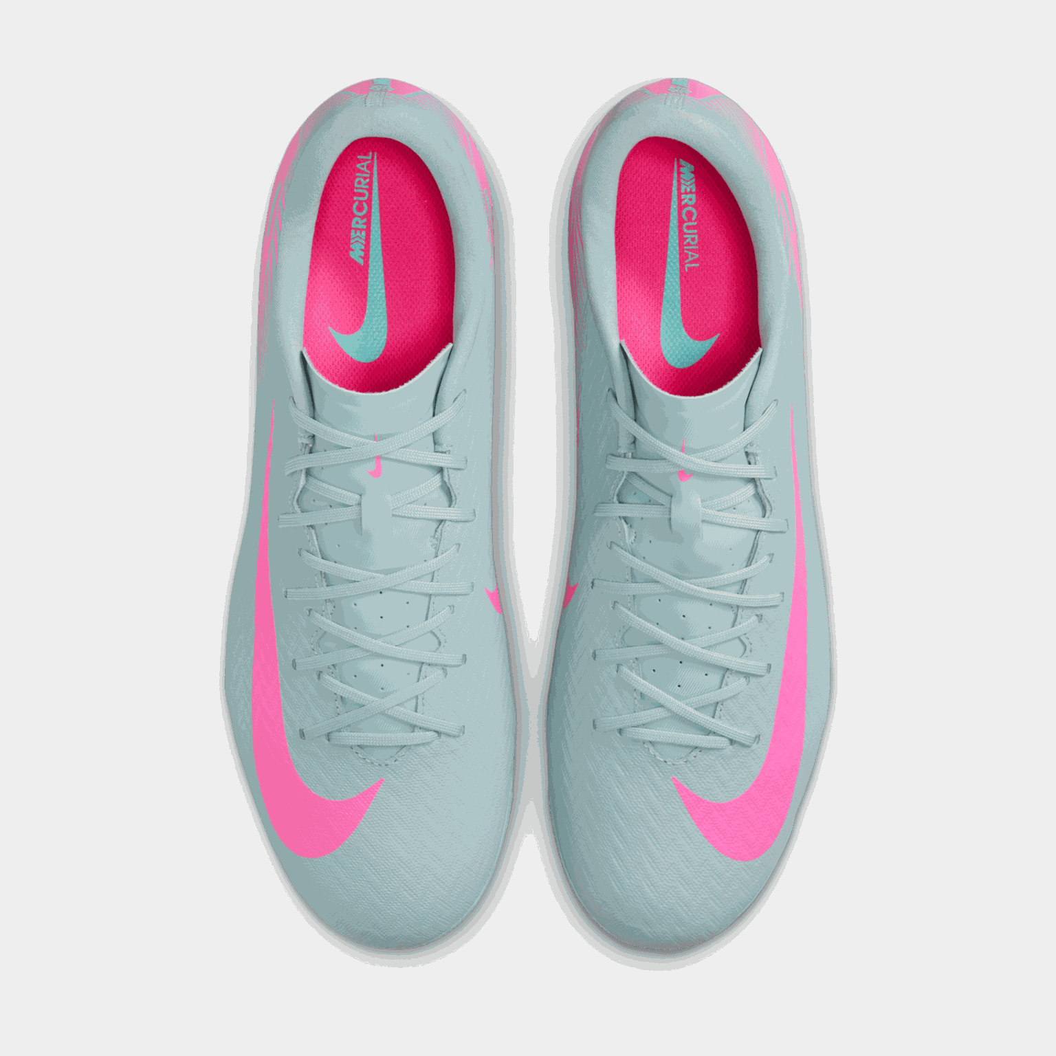 Pánské fotbalové kopačky Zoom Vapor 16 Academy AG, určené pro použití na umělé trávě.