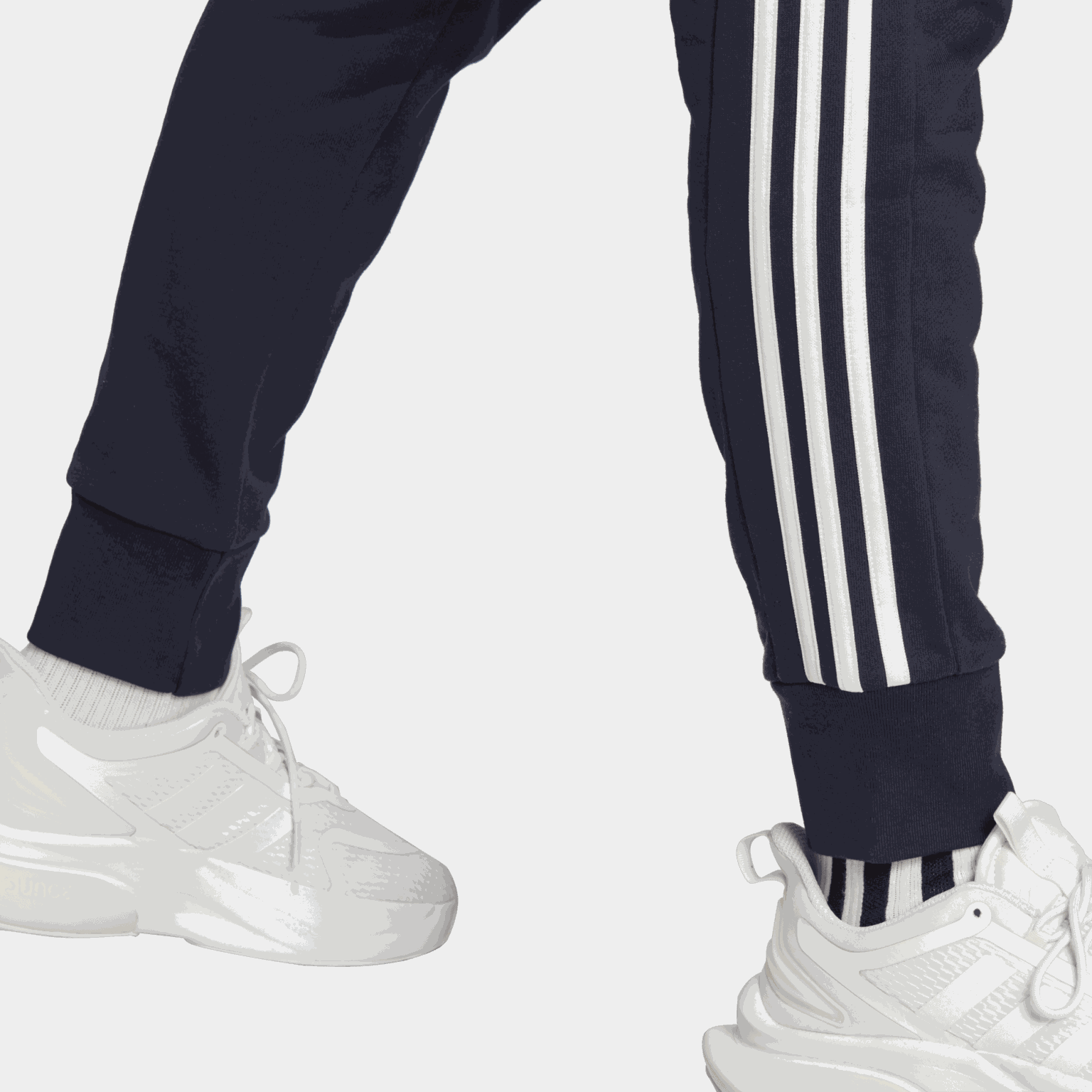Essentials French Terry Tapered Cuff 3-Stripes Joggers, joggebukse, herre - Svart