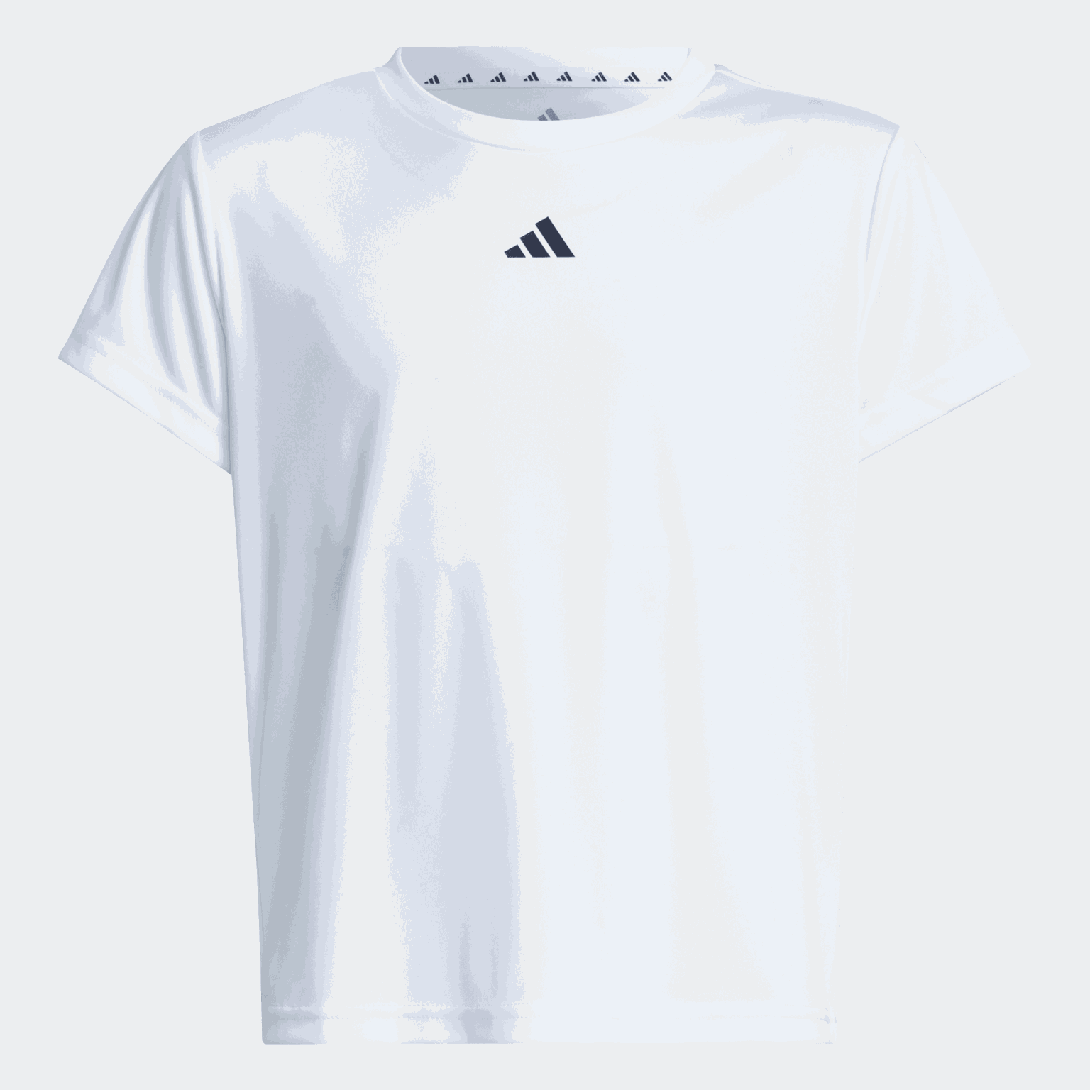  Camiseta infantil Train Essentials Classic Fit com logo - Branca
