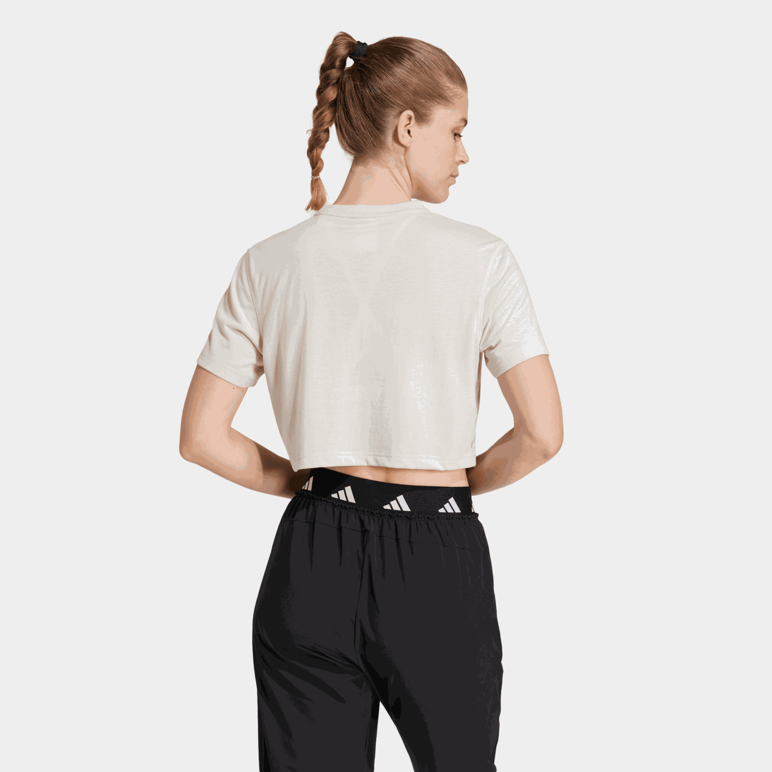 Macacão feminino estampado com modelagem solta da Train Essentials.