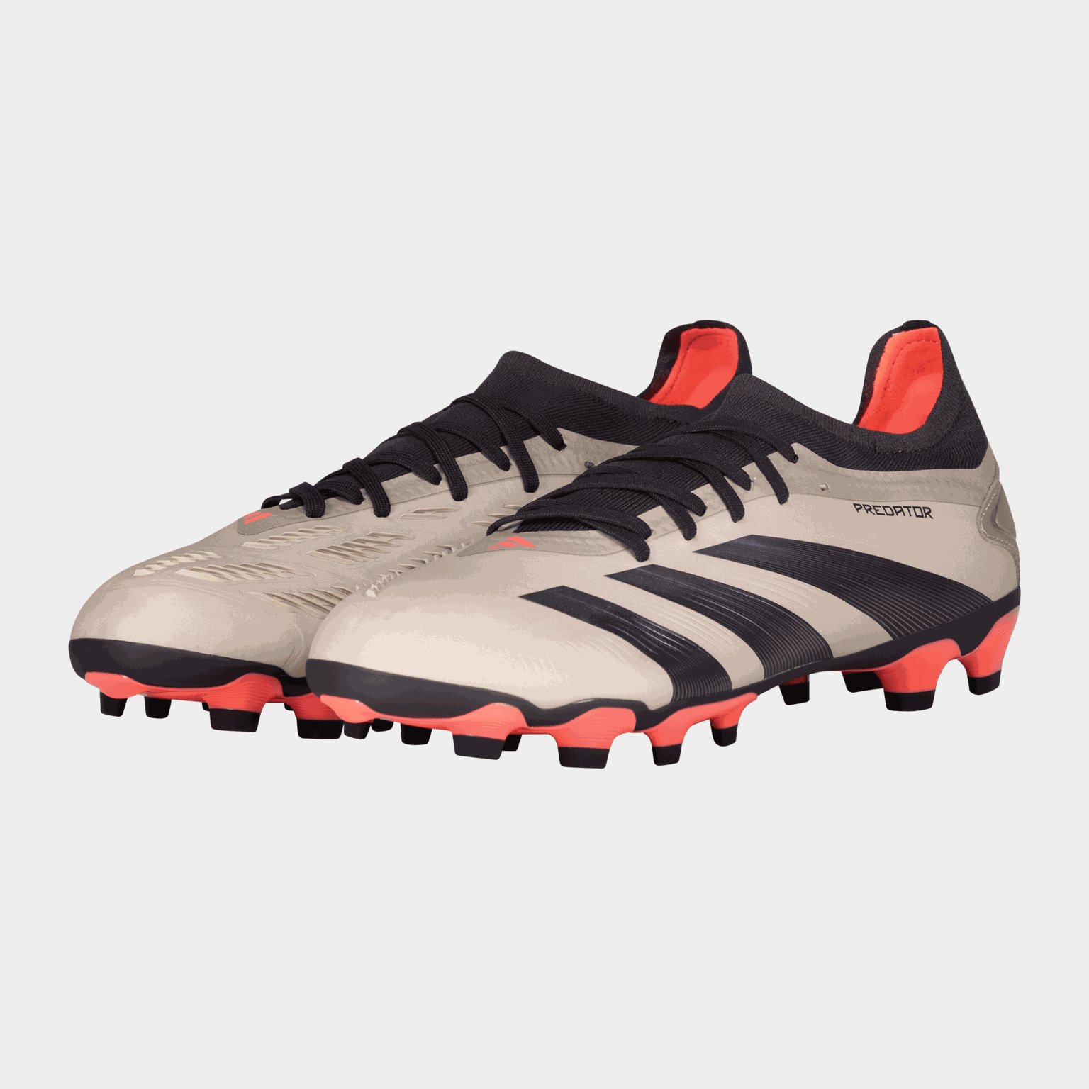  Chuteiras de Futebol Unissex para Grama Sintética Predator Pro MG/Q4 24 - Prata