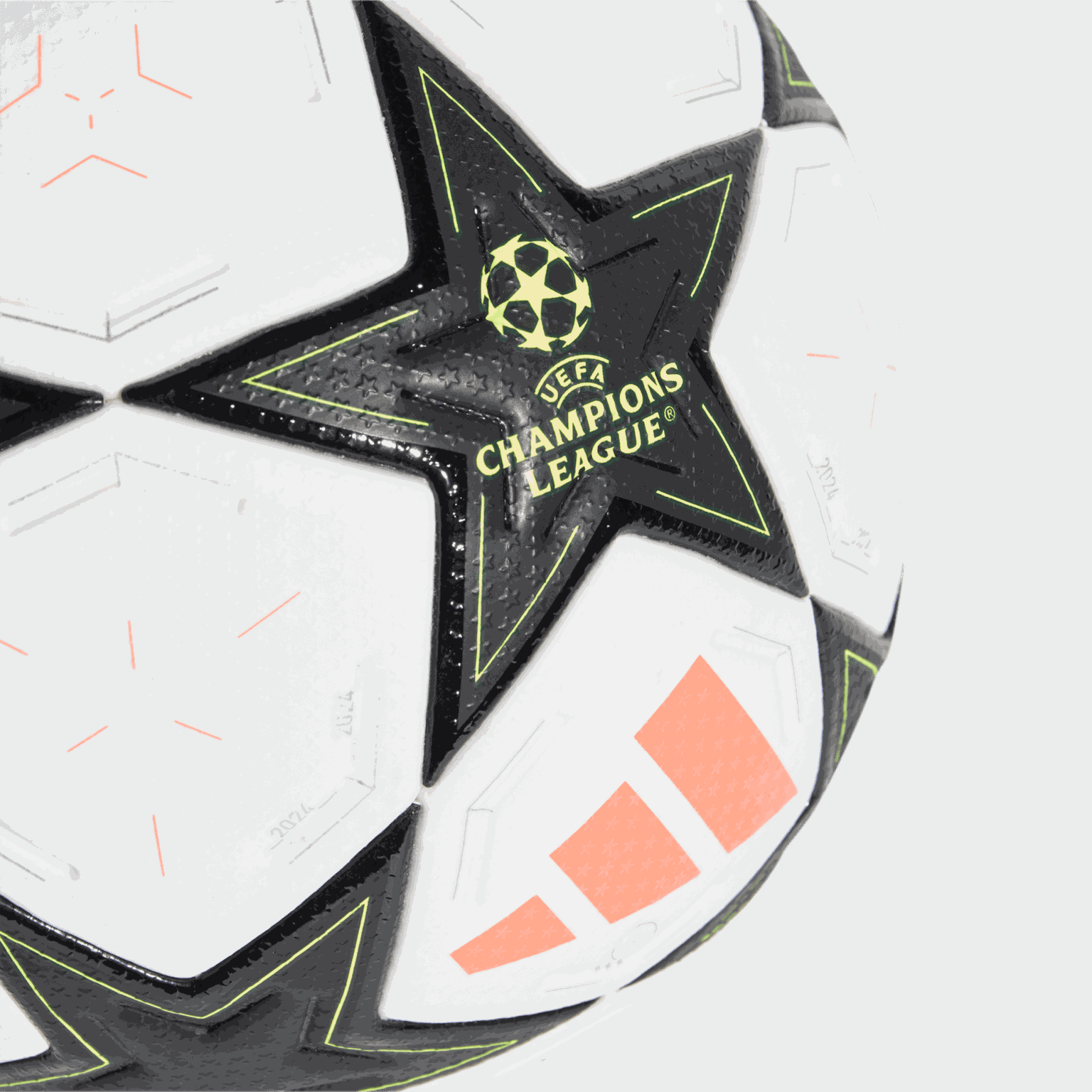  Liga mistrů UEFA Pro 2024/25, Fotbal - bílá