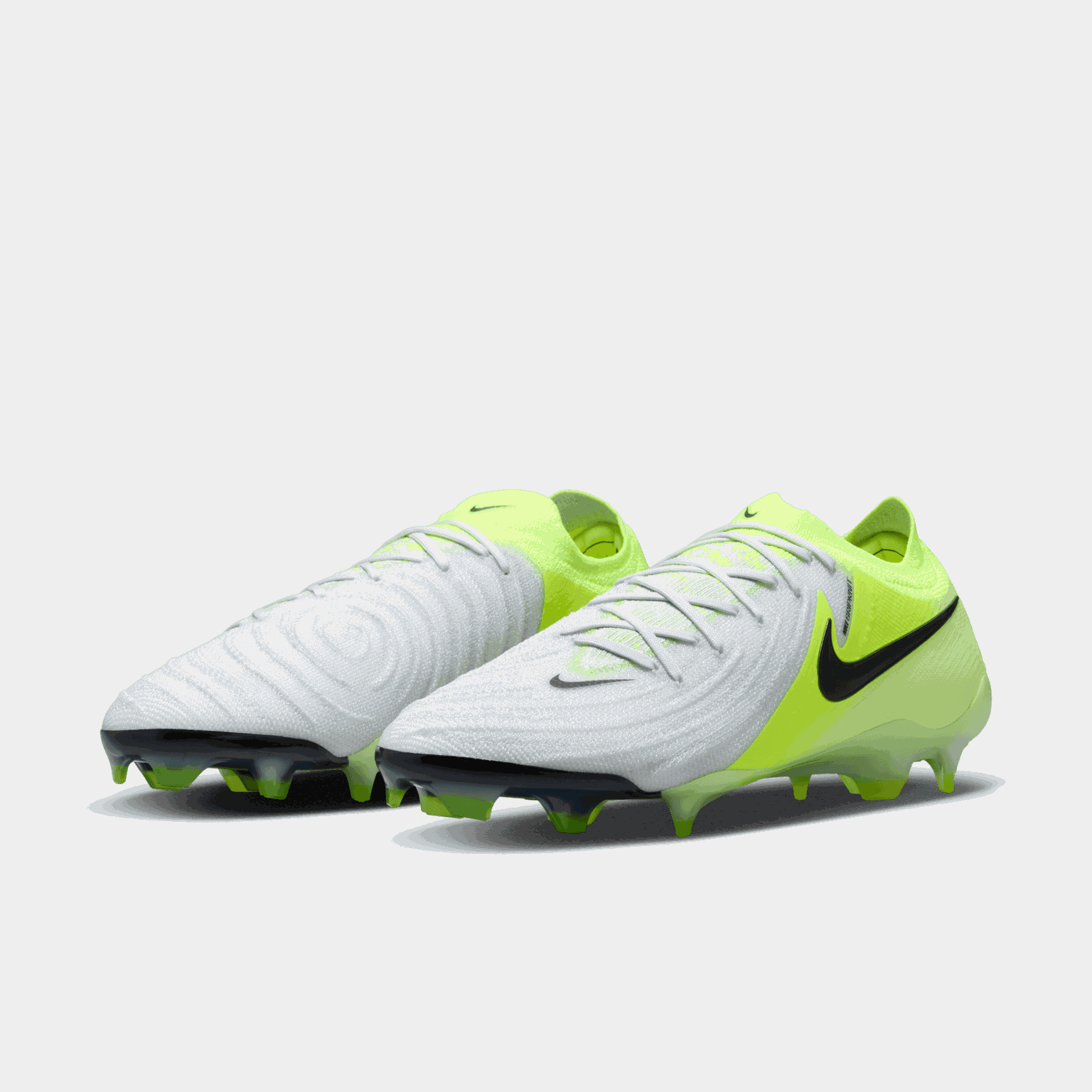 Nike Phantom GX 2 Elite FG Q4 24, fotballsko gress, herre - Sølv
