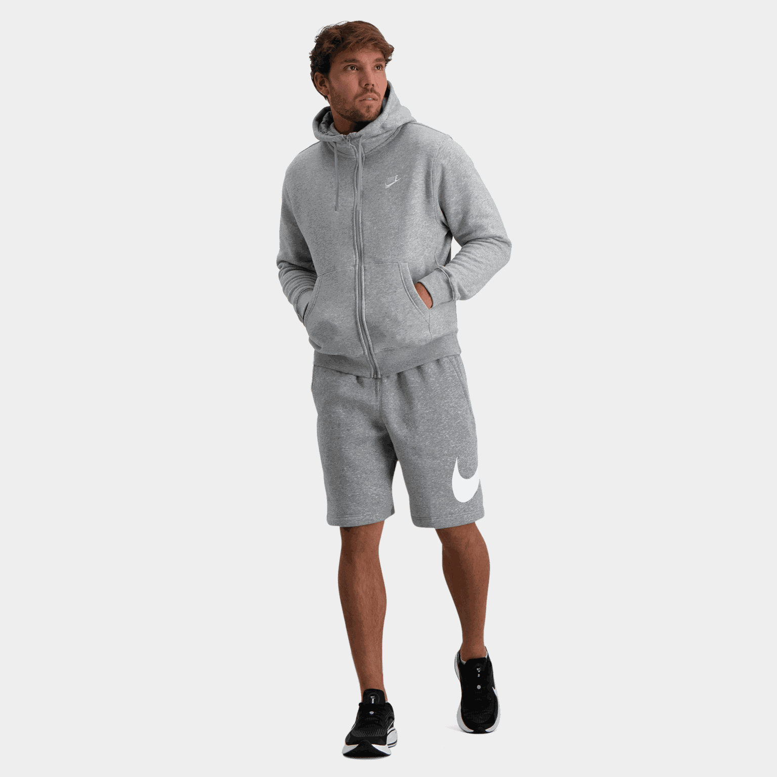  Herensweatshirt met rits en clubpasvorm.